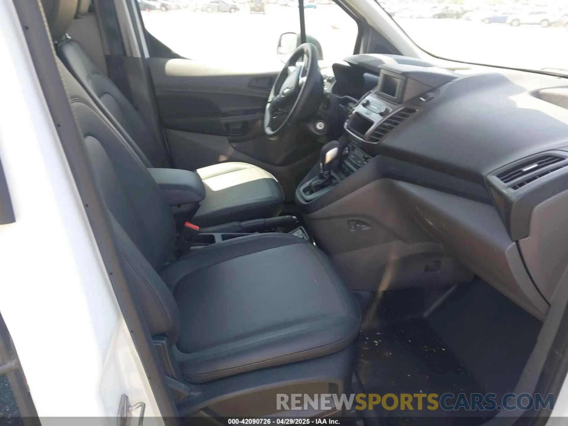 5 Photograph of a damaged car NM0GS9E21P1567942 FORD TRANSIT CONNECT 2023