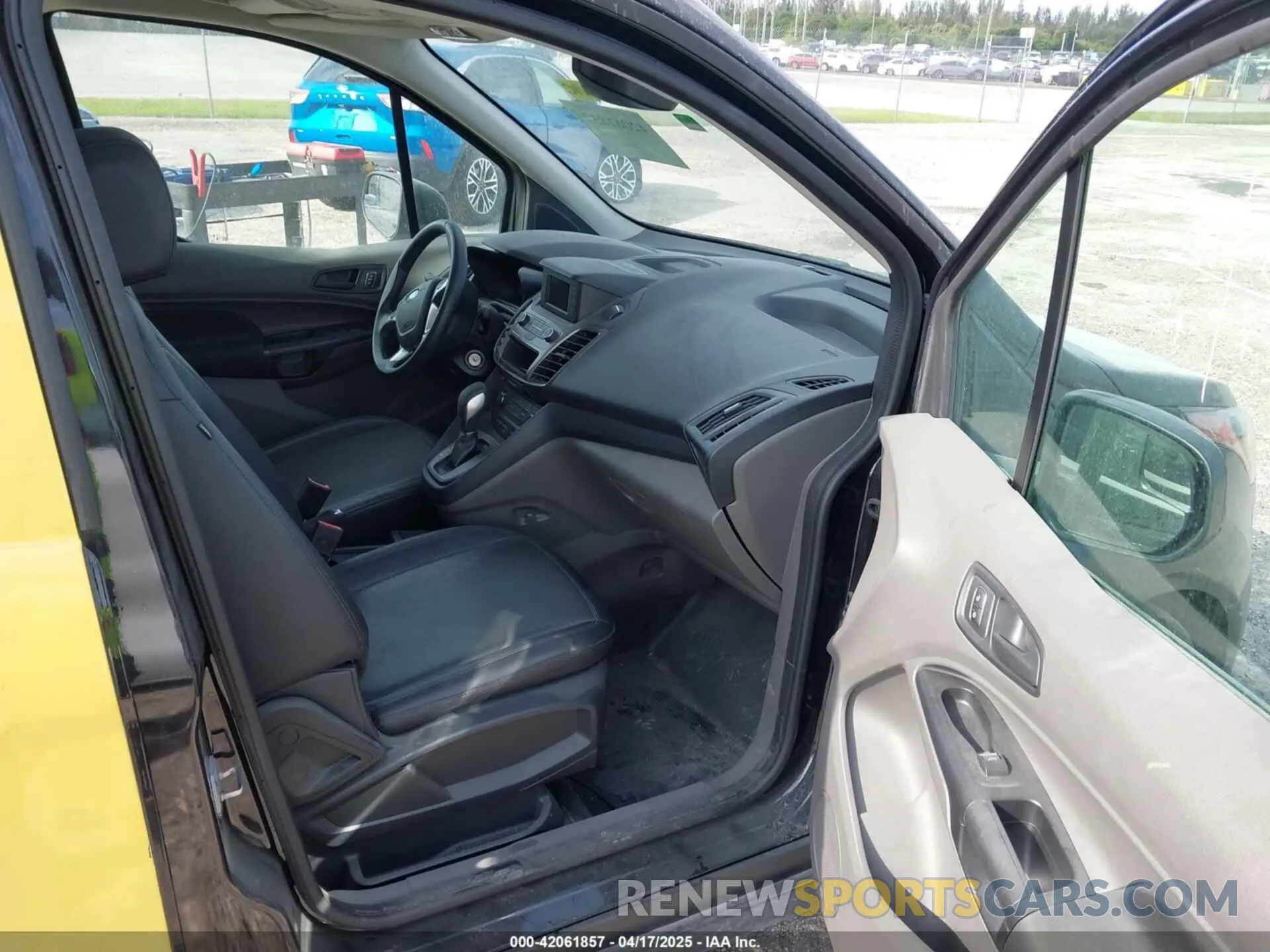 5 Photograph of a damaged car NM0LS6S20P1565259 FORD TRANSIT CONNECT 2023