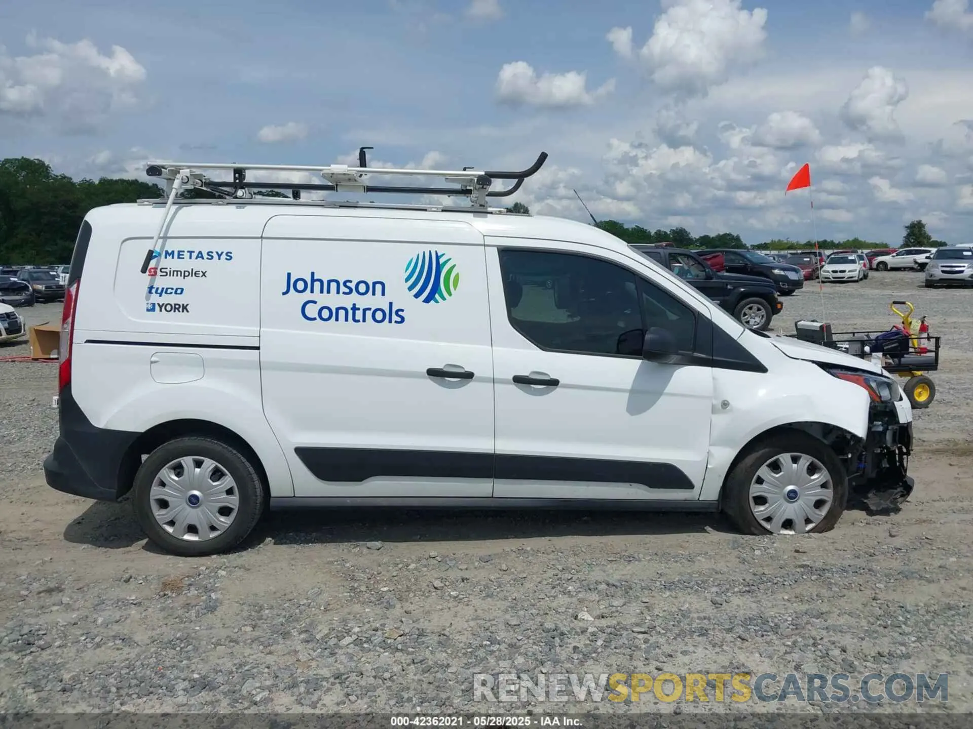 12 Photograph of a damaged car NM0LS7S21P1550288 FORD TRANSIT CONNECT 2023