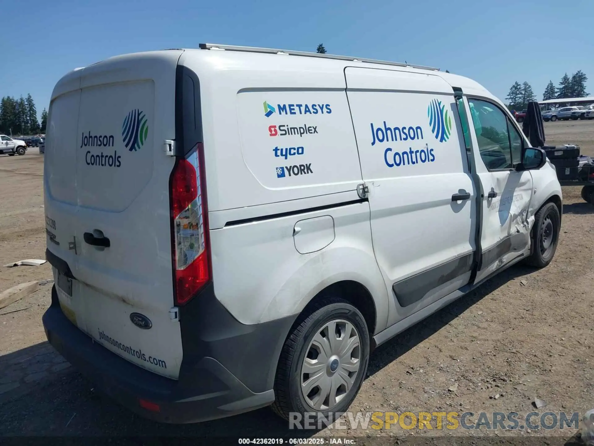 4 Photograph of a damaged car NM0LS7S24P1550561 FORD TRANSIT CONNECT 2023