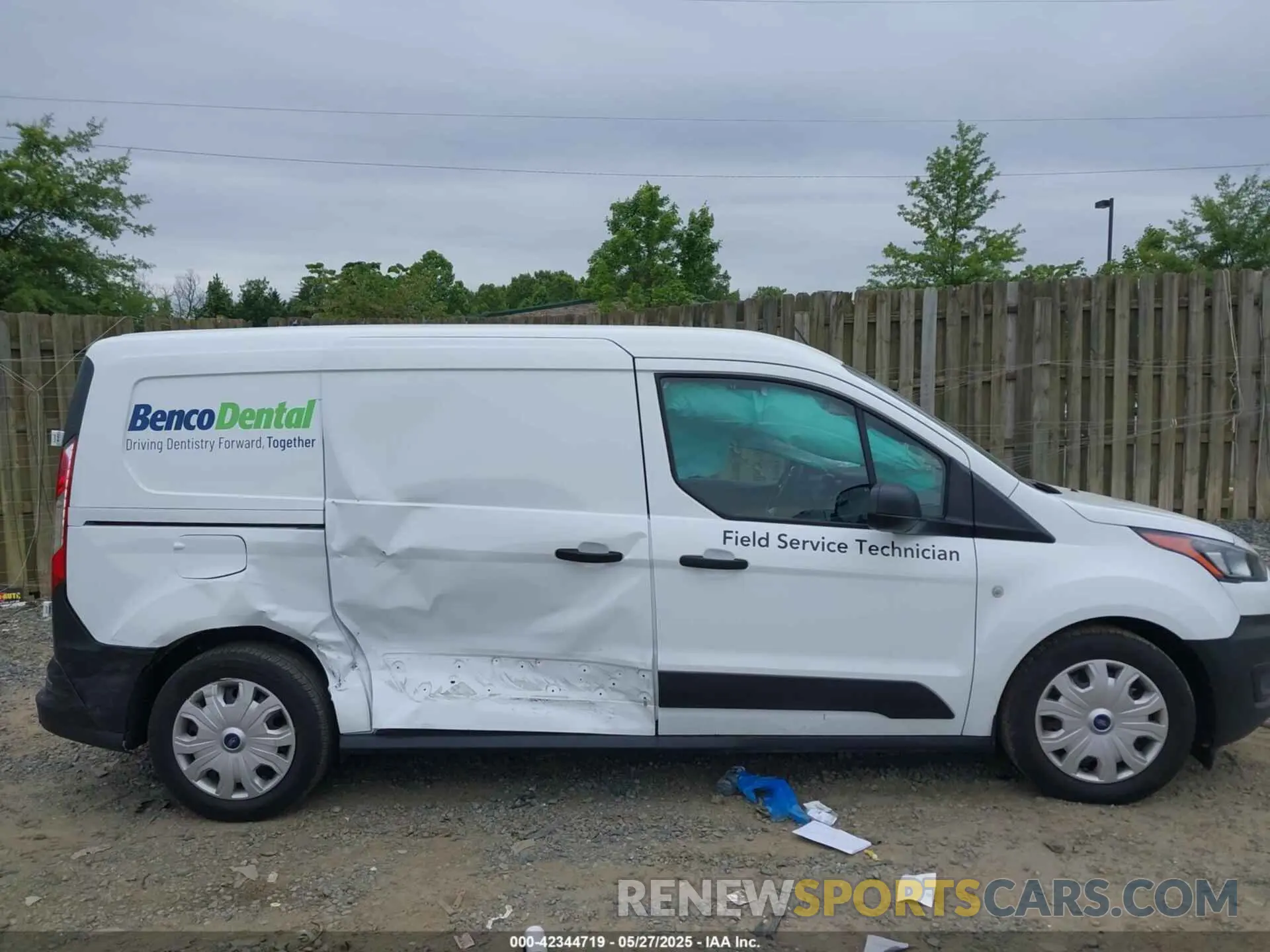 12 Photograph of a damaged car NM0LS7S26P1571914 FORD TRANSIT CONNECT 2023
