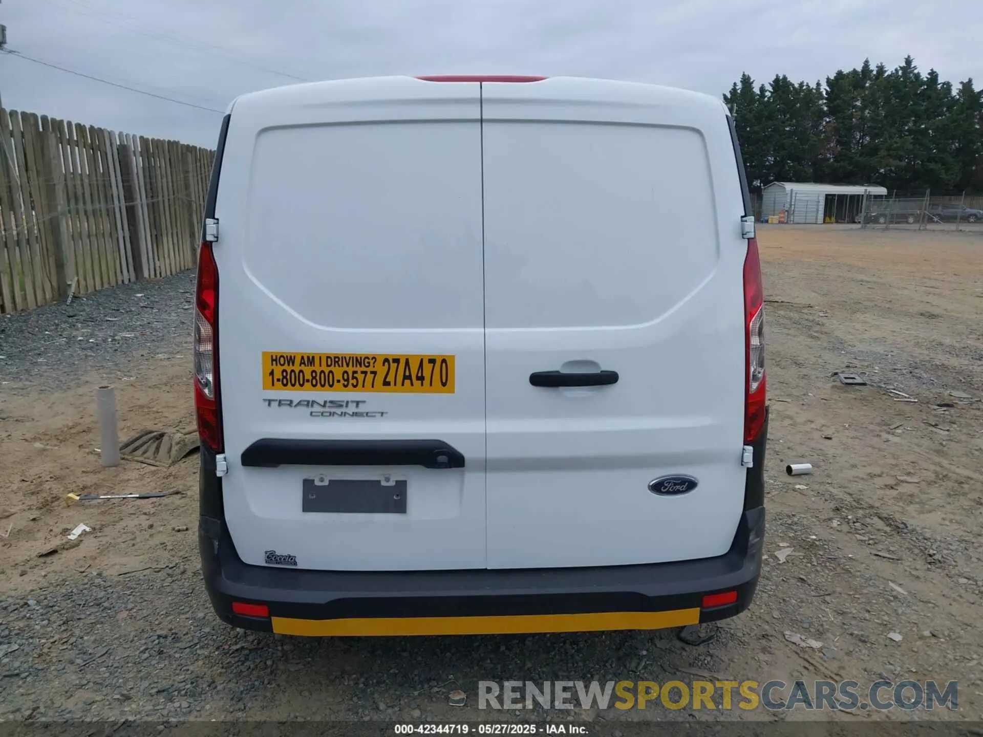 15 Photograph of a damaged car NM0LS7S26P1571914 FORD TRANSIT CONNECT 2023