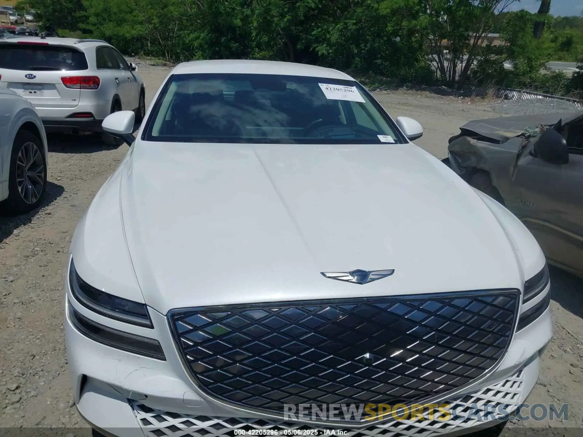 12 Photograph of a damaged car KMTGE4S15PU007107 GENESIS ELECTRIFIED G80 2023