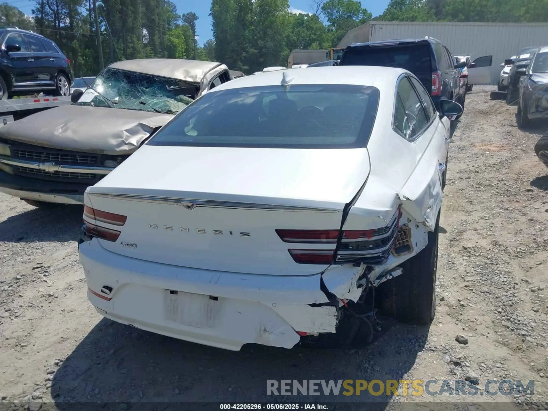 16 Photograph of a damaged car KMTGE4S15PU007107 GENESIS ELECTRIFIED G80 2023