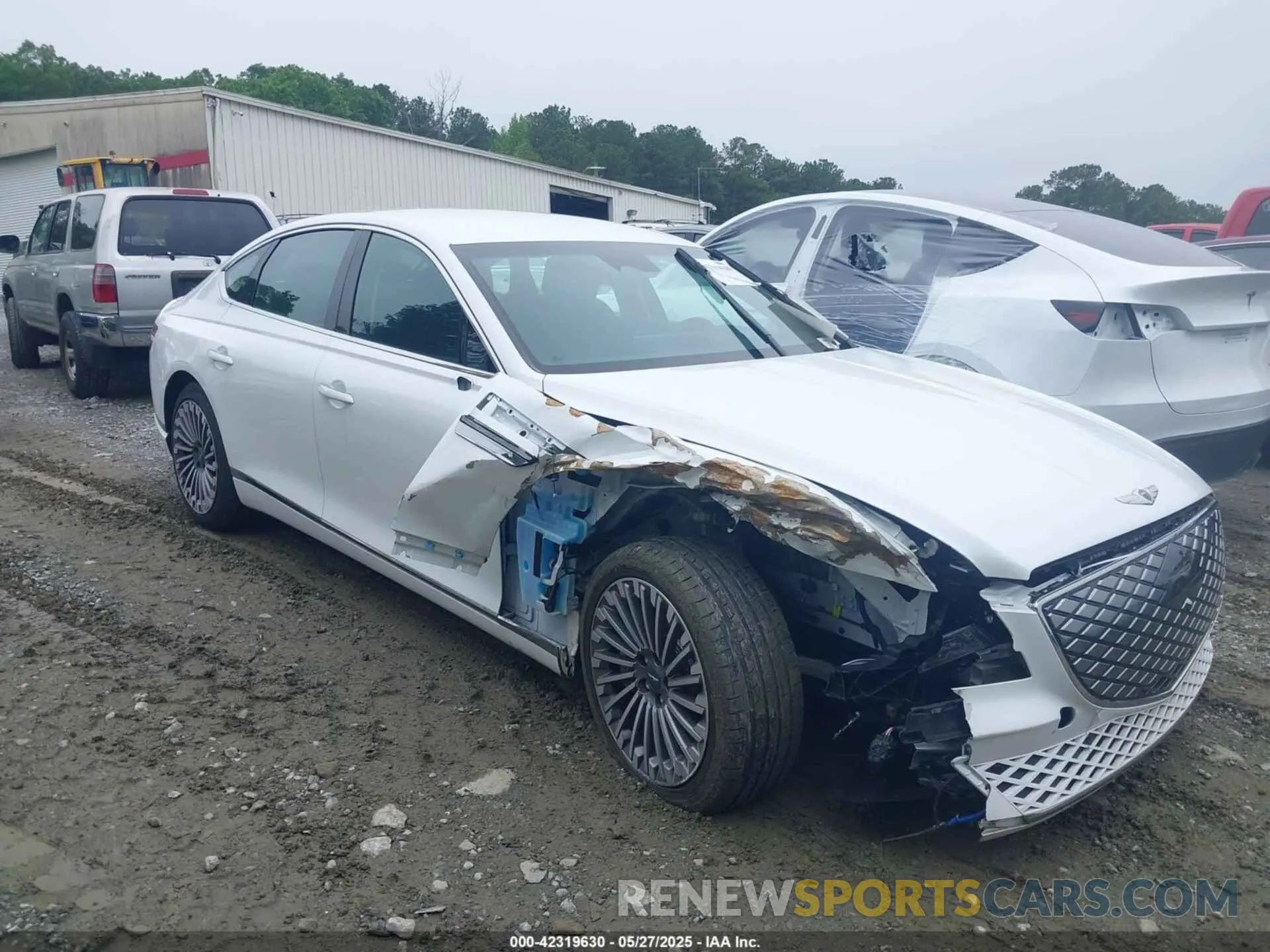 13 Photograph of a damaged car KMTGE4S17PU006170 GENESIS ELECTRIFIED G80 2023