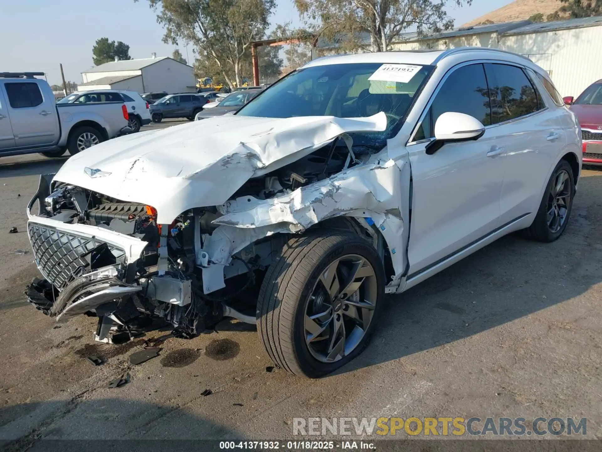 2 Photograph of a damaged car 5NMMCET13RH003224 GENESIS ELECTRIFIED GV70 2024