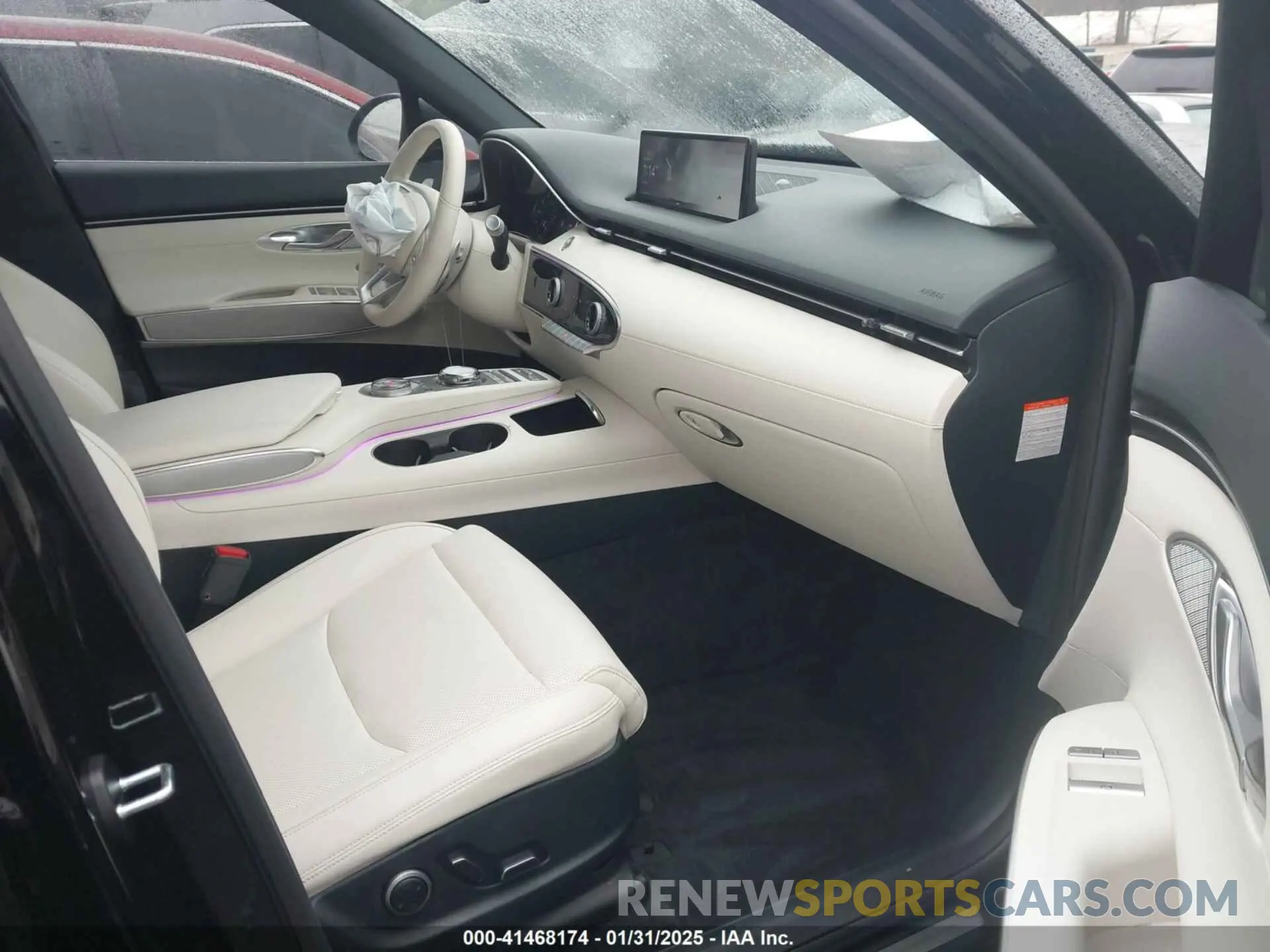 5 Photograph of a damaged car 5NMMCET15RH003483 GENESIS ELECTRIFIED GV70 2024