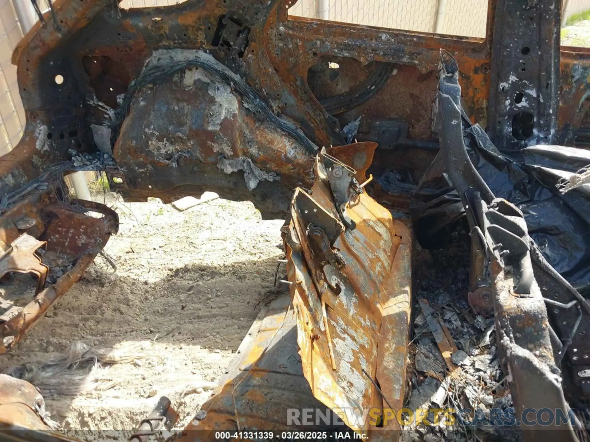 7 Photograph of a damaged car 5NMMCET15SH004445 GENESIS ELECTRIFIED GV70 2025