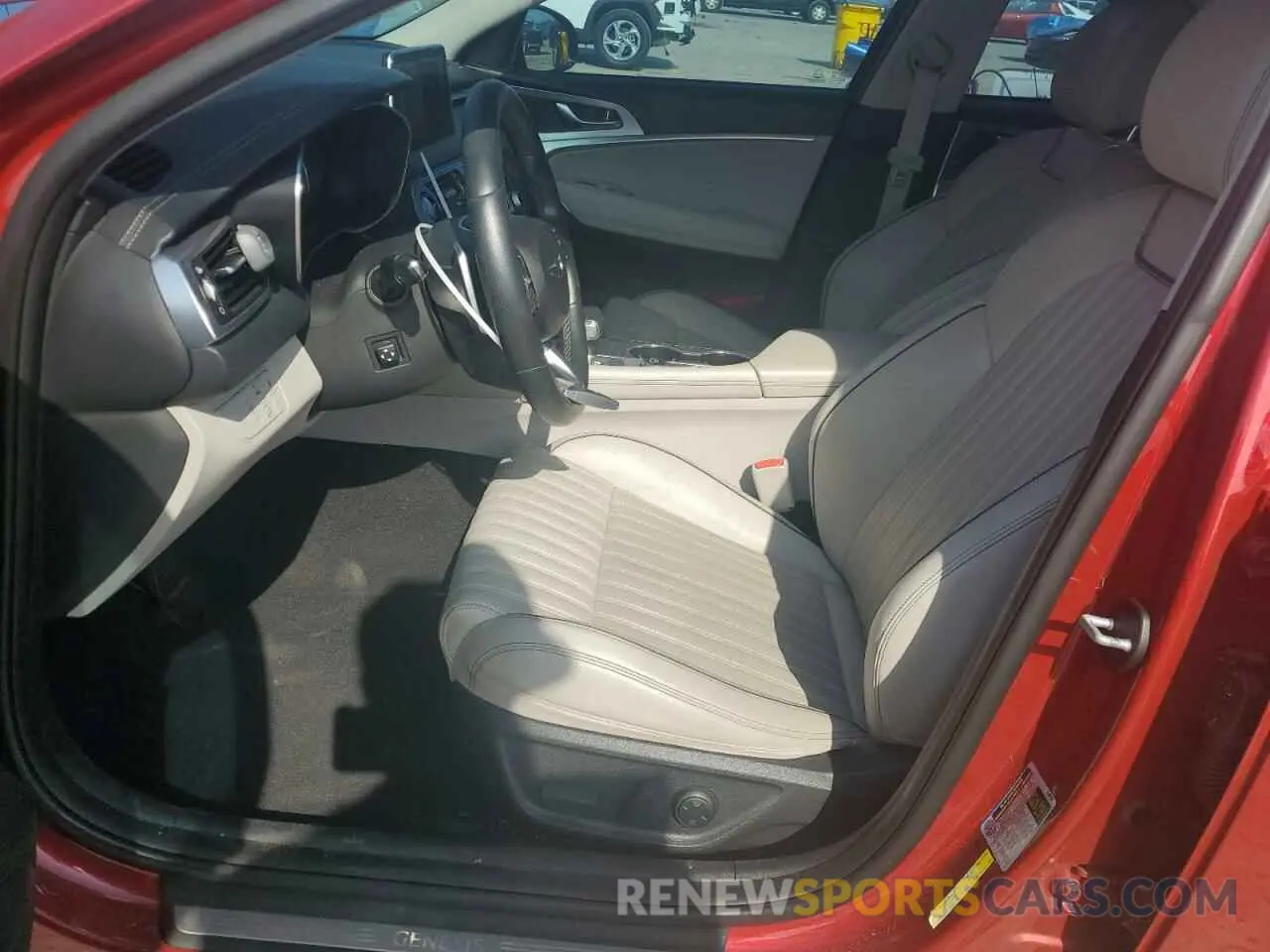 7 Photograph of a damaged car KMTG34LA0KU012504 GENESIS G70 2019