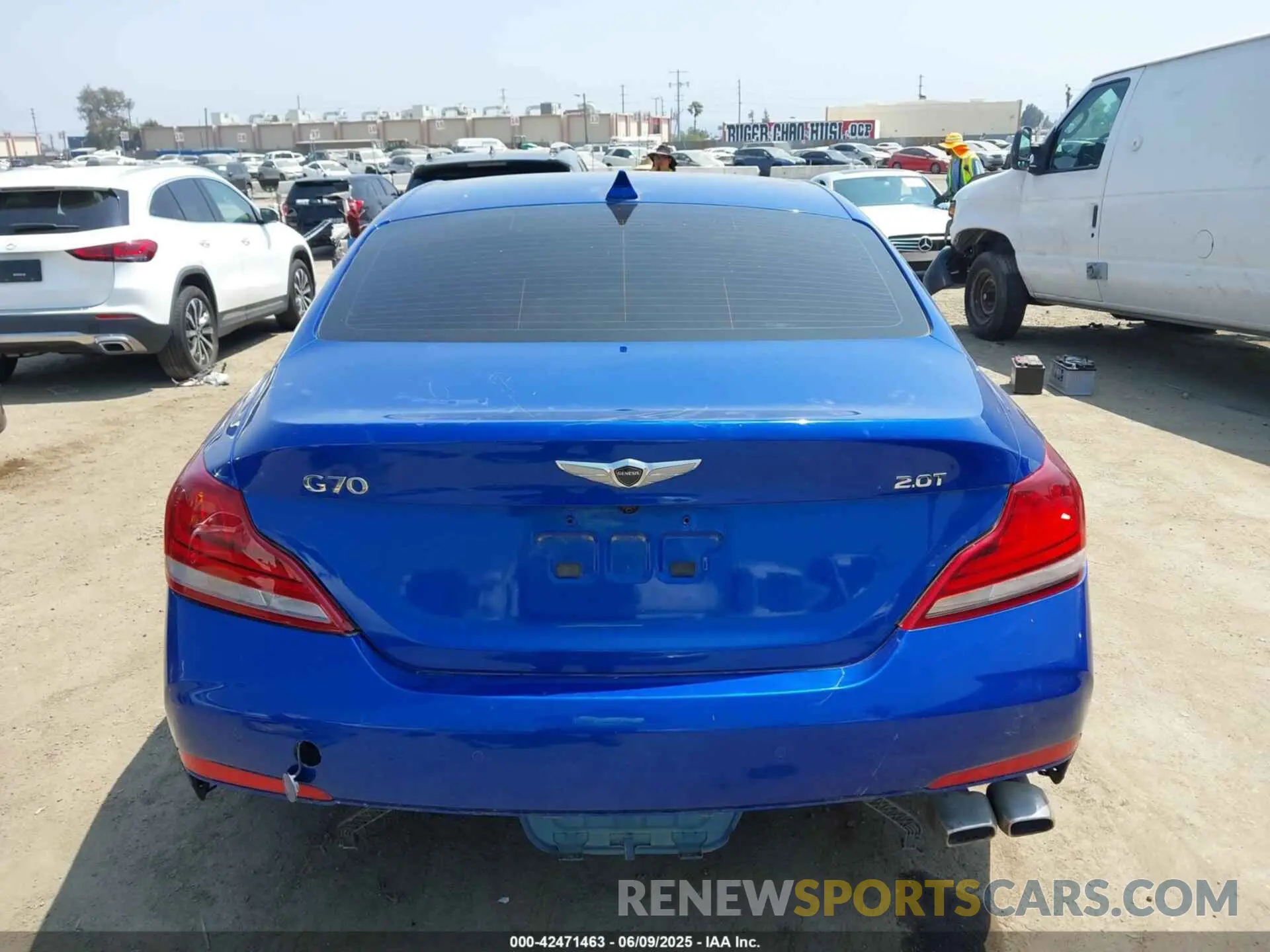 17 Photograph of a damaged car KMTG34LA0KU020554 GENESIS G70 2019
