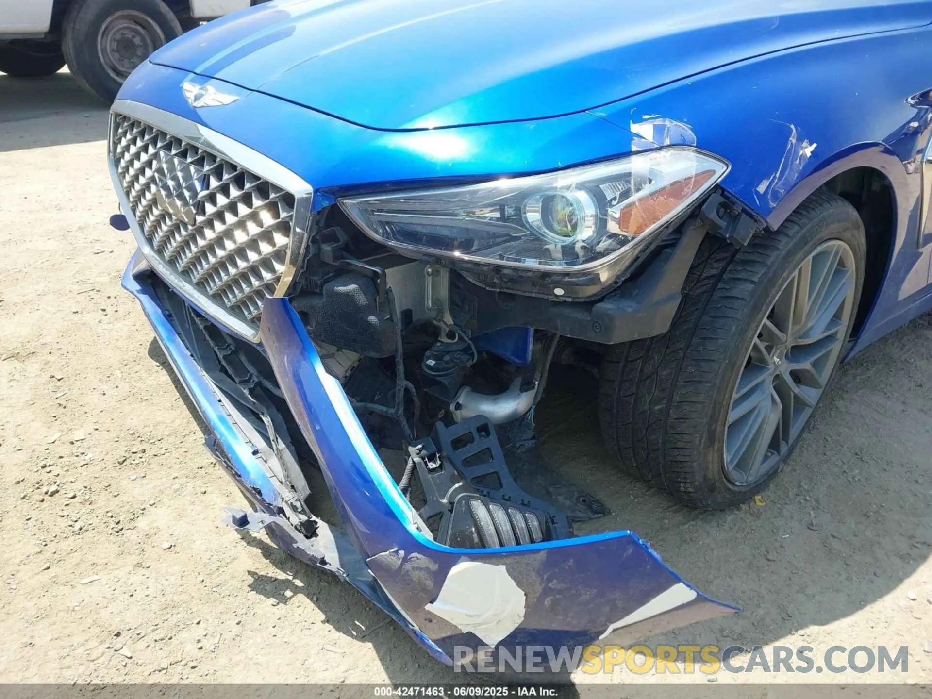 6 Photograph of a damaged car KMTG34LA0KU020554 GENESIS G70 2019