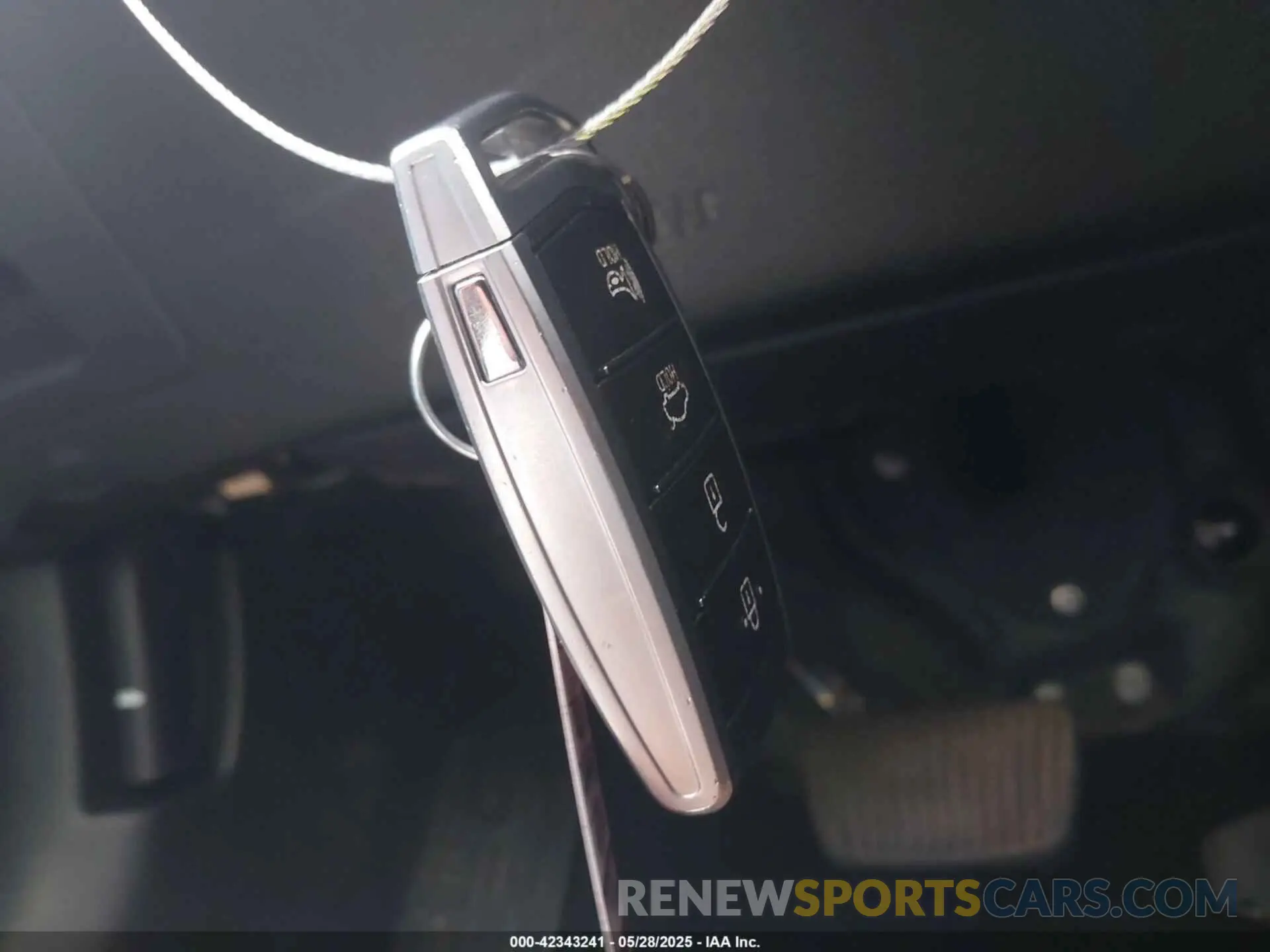 11 Photograph of a damaged car KMTG34LA4KU027233 GENESIS G70 2019