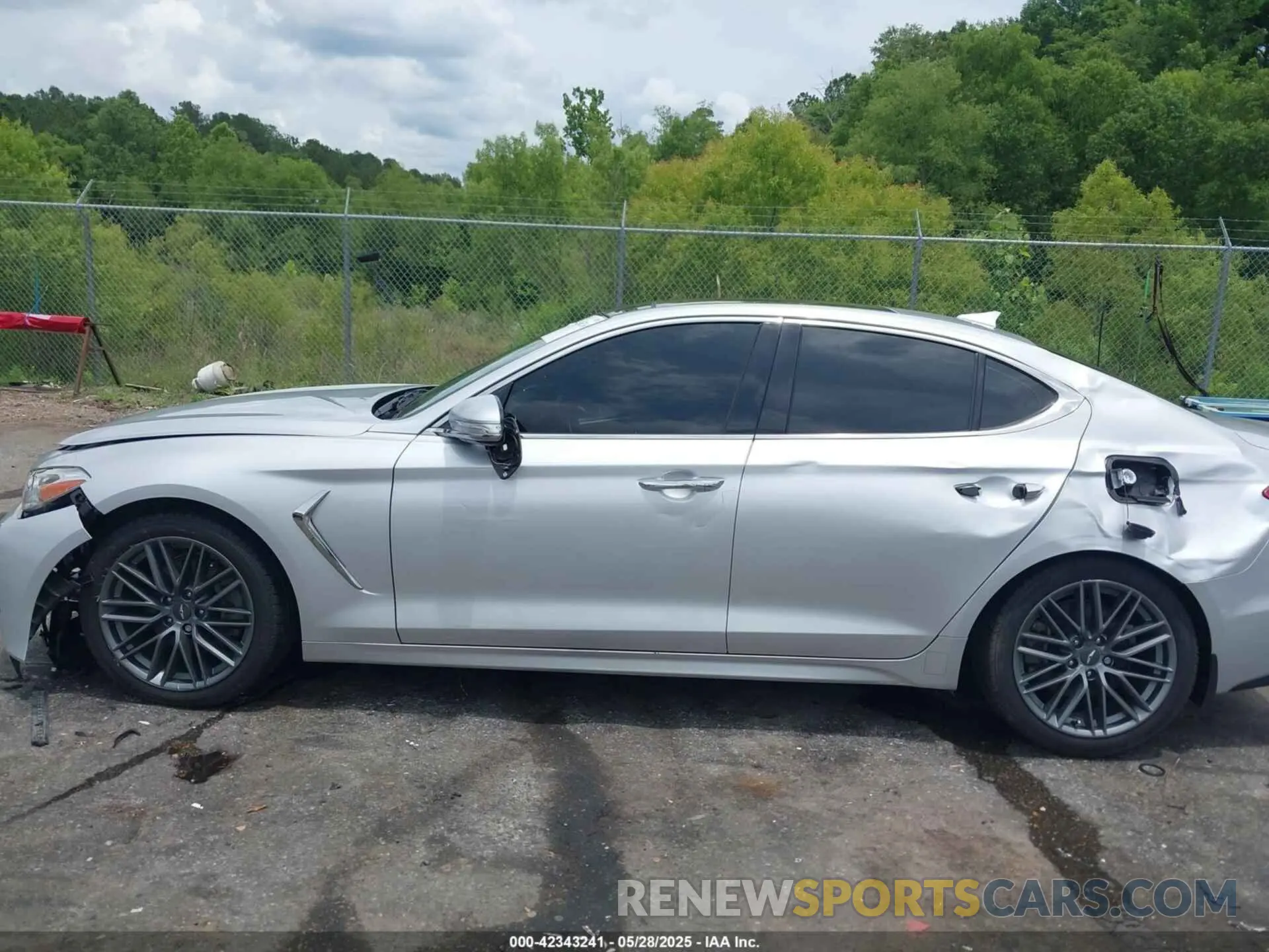 15 Photograph of a damaged car KMTG34LA4KU027233 GENESIS G70 2019