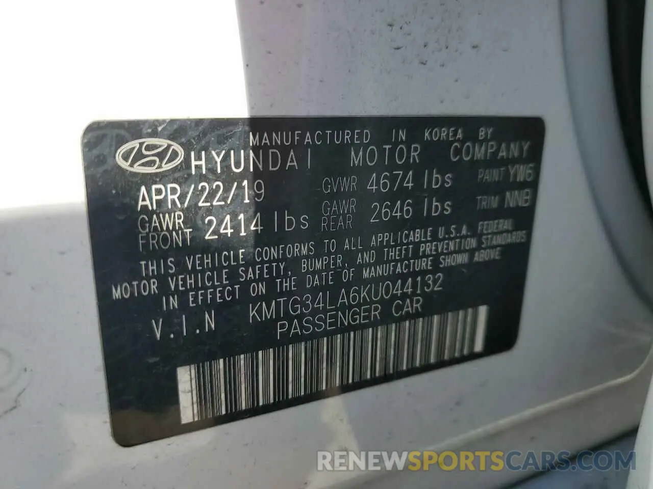13 Photograph of a damaged car KMTG34LA6KU044132 GENESIS G70 2019