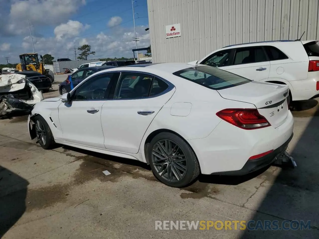 2 Photograph of a damaged car KMTG34LA6KU044132 GENESIS G70 2019