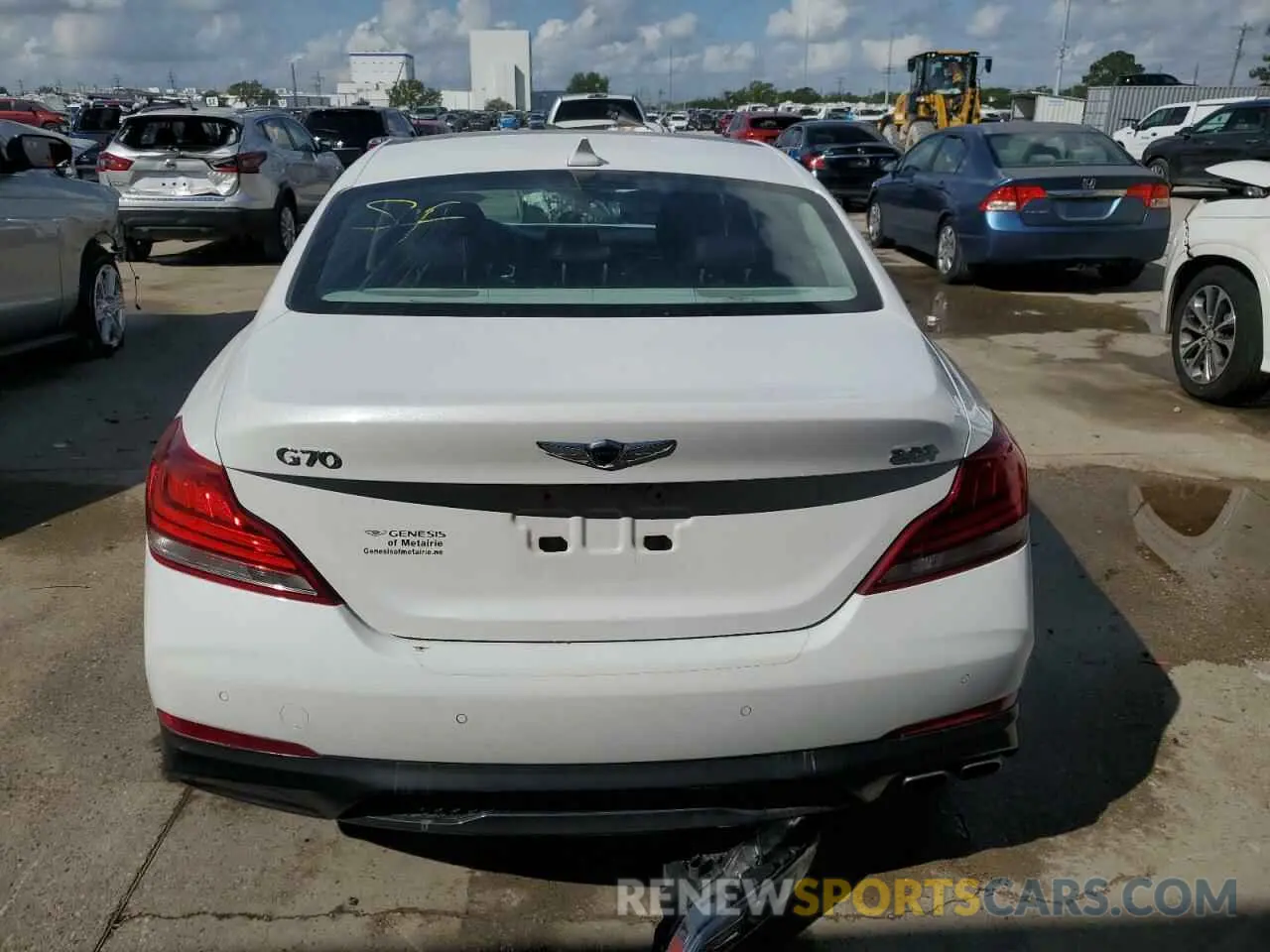 6 Photograph of a damaged car KMTG34LA6KU044132 GENESIS G70 2019