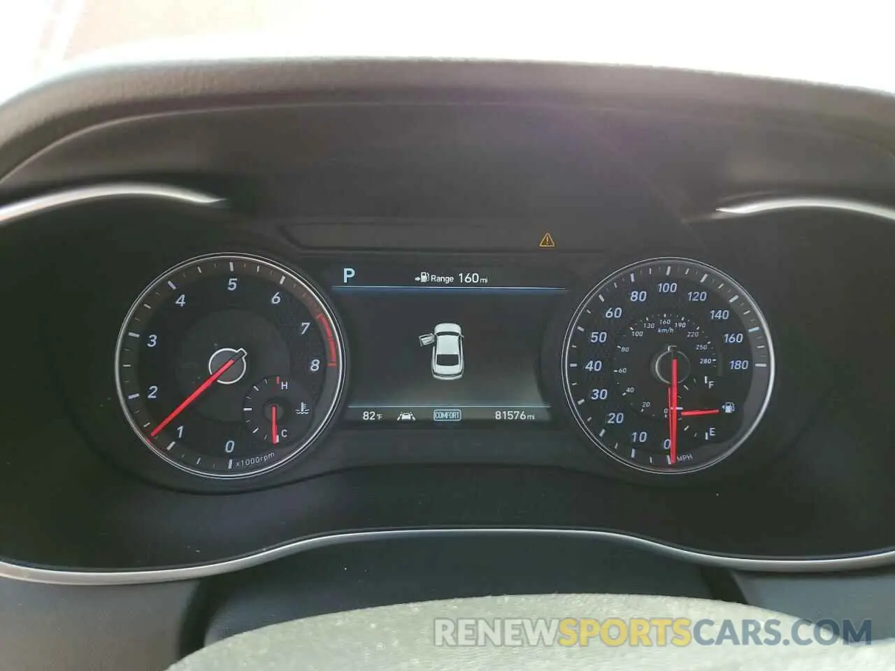 9 Photograph of a damaged car KMTG34LE0KU024820 GENESIS G70 2019