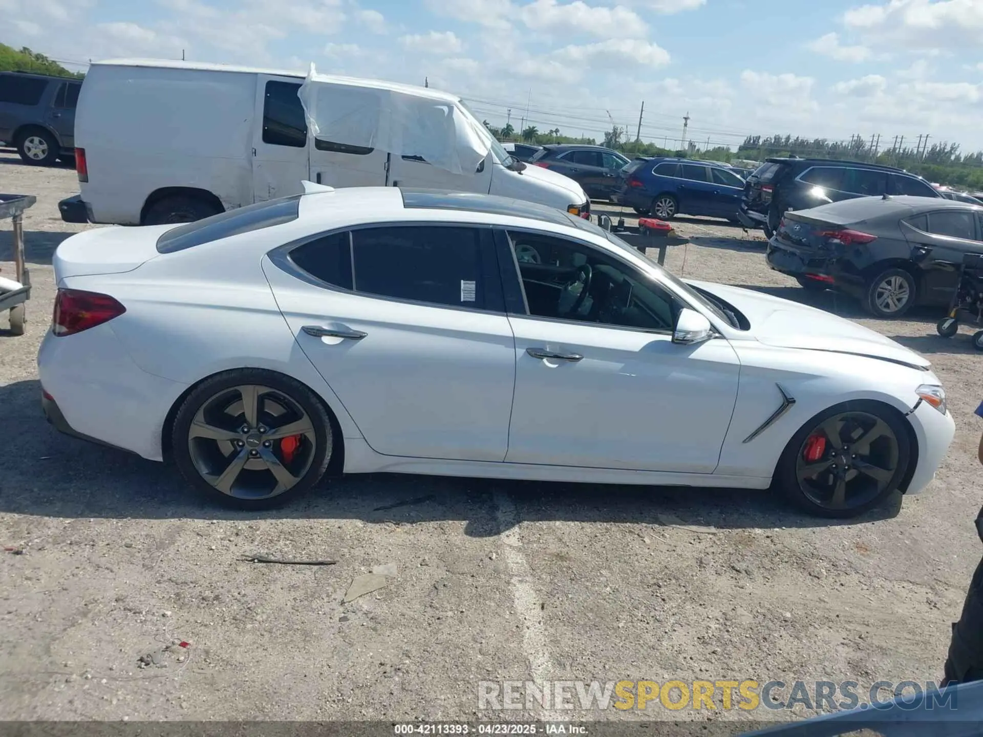13 Photograph of a damaged car KMTG34LE0KU034232 GENESIS G70 2019