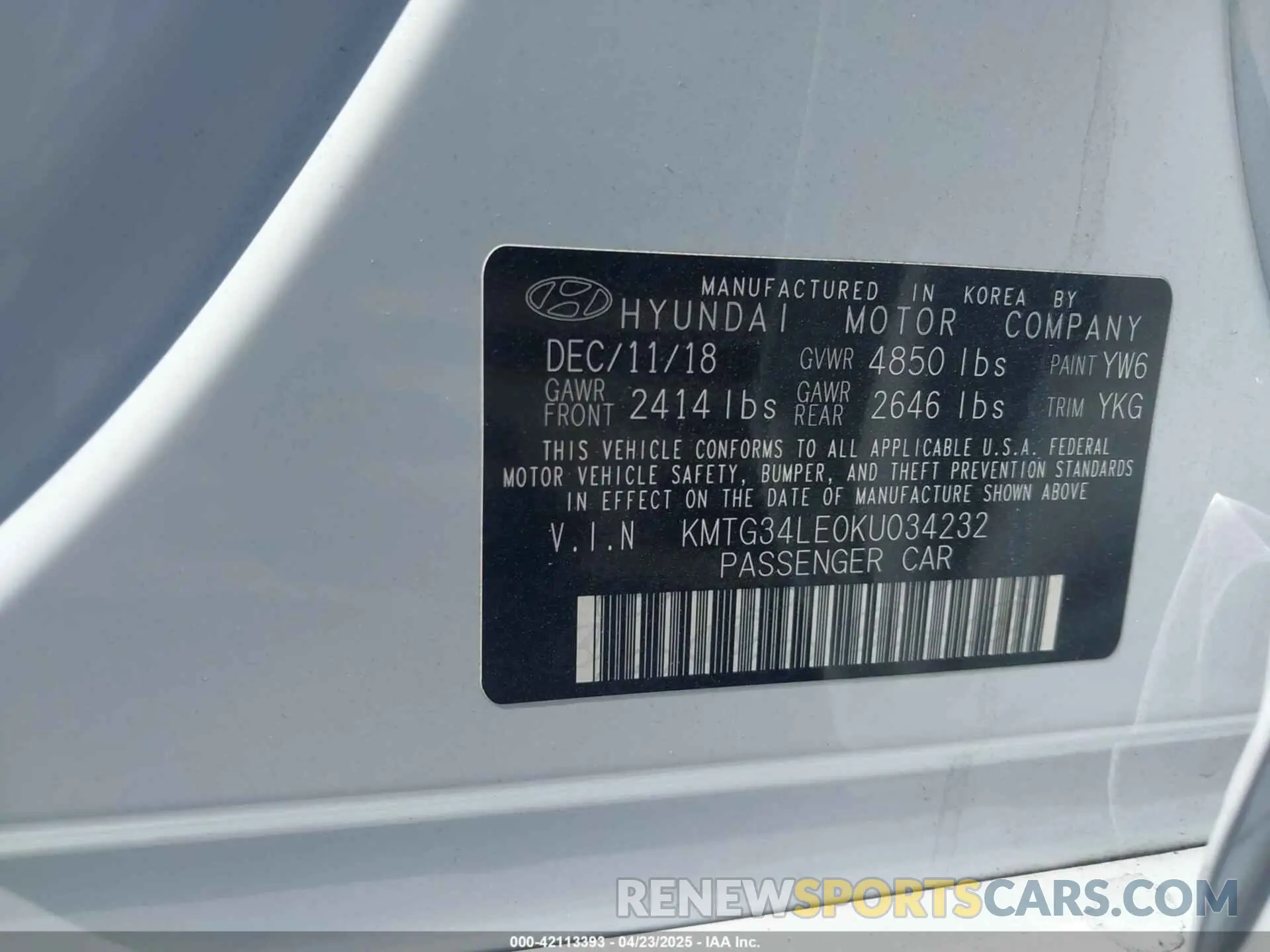 9 Photograph of a damaged car KMTG34LE0KU034232 GENESIS G70 2019