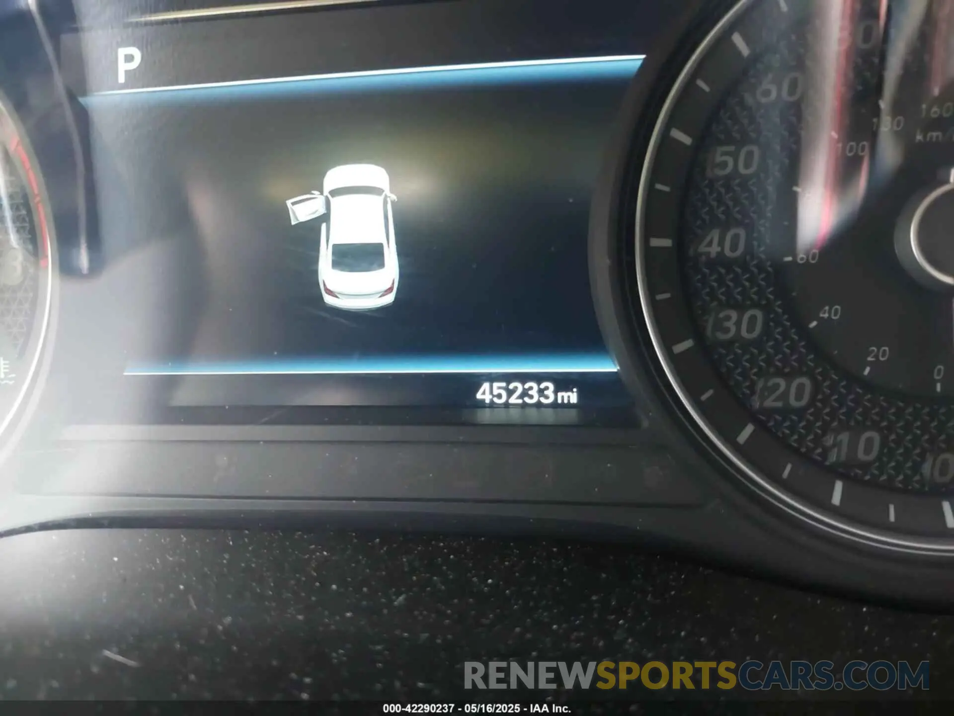 15 Photograph of a damaged car KMTG34LE1KU040136 GENESIS G70 2019