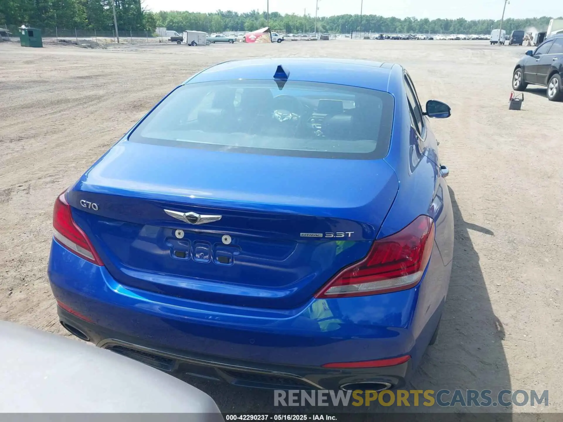 16 Photograph of a damaged car KMTG34LE1KU040136 GENESIS G70 2019