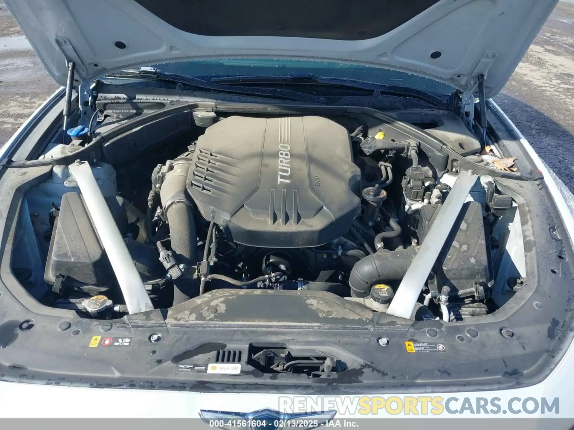 10 Photograph of a damaged car KMTG34LE2KU032479 GENESIS G70 2019