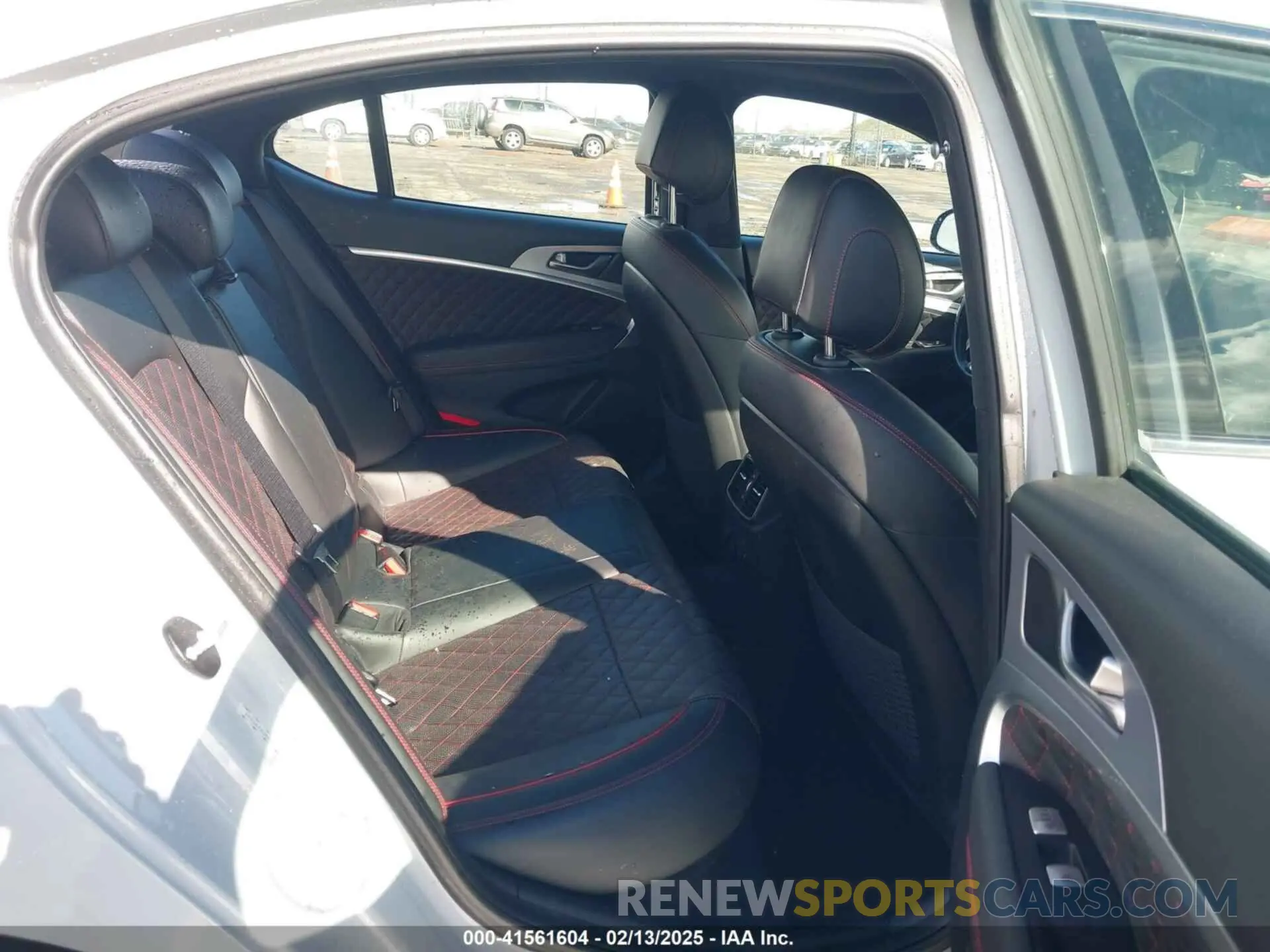 8 Photograph of a damaged car KMTG34LE2KU032479 GENESIS G70 2019