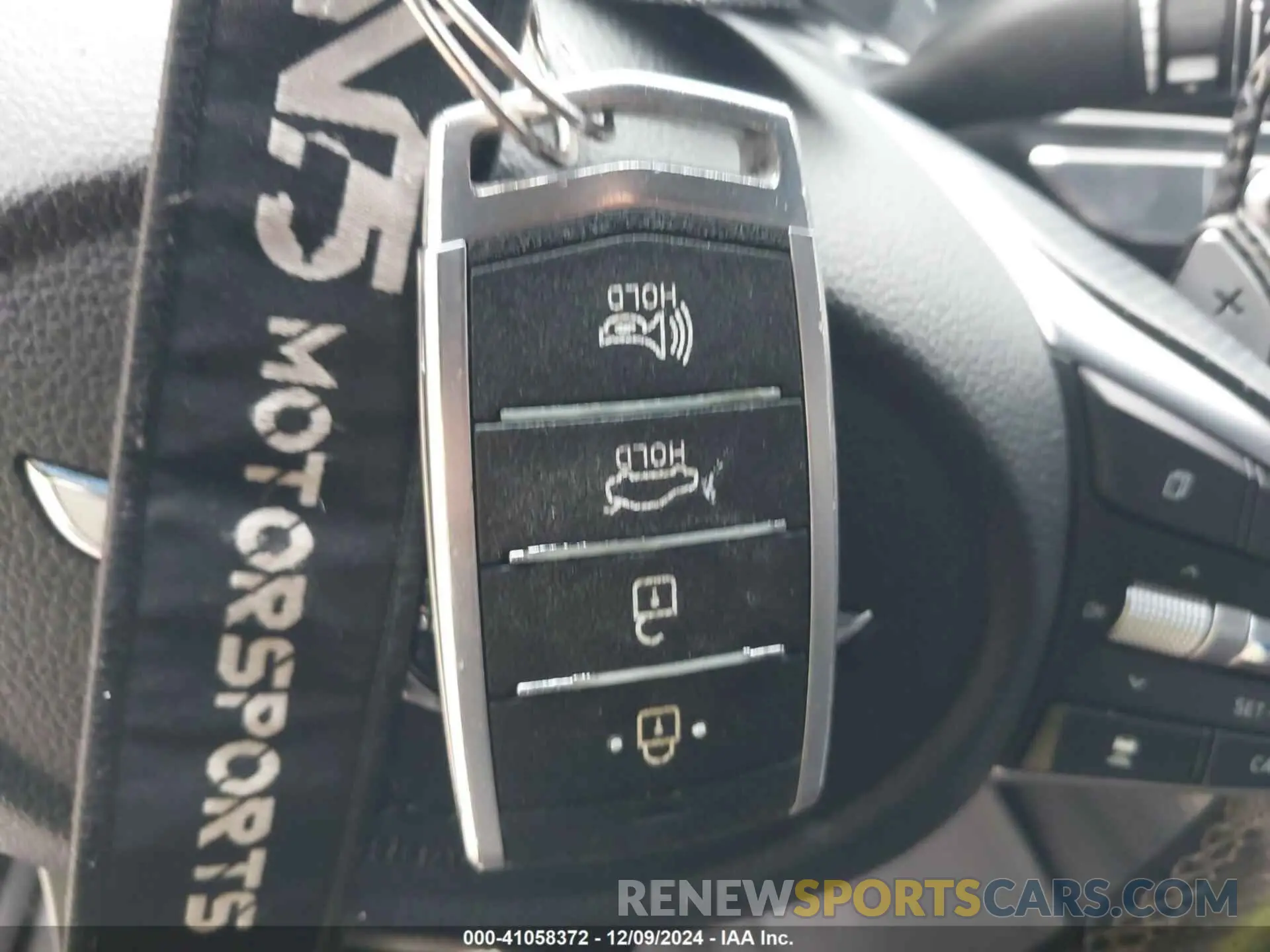11 Photograph of a damaged car KMTG34LE9KU027098 GENESIS G70 2019