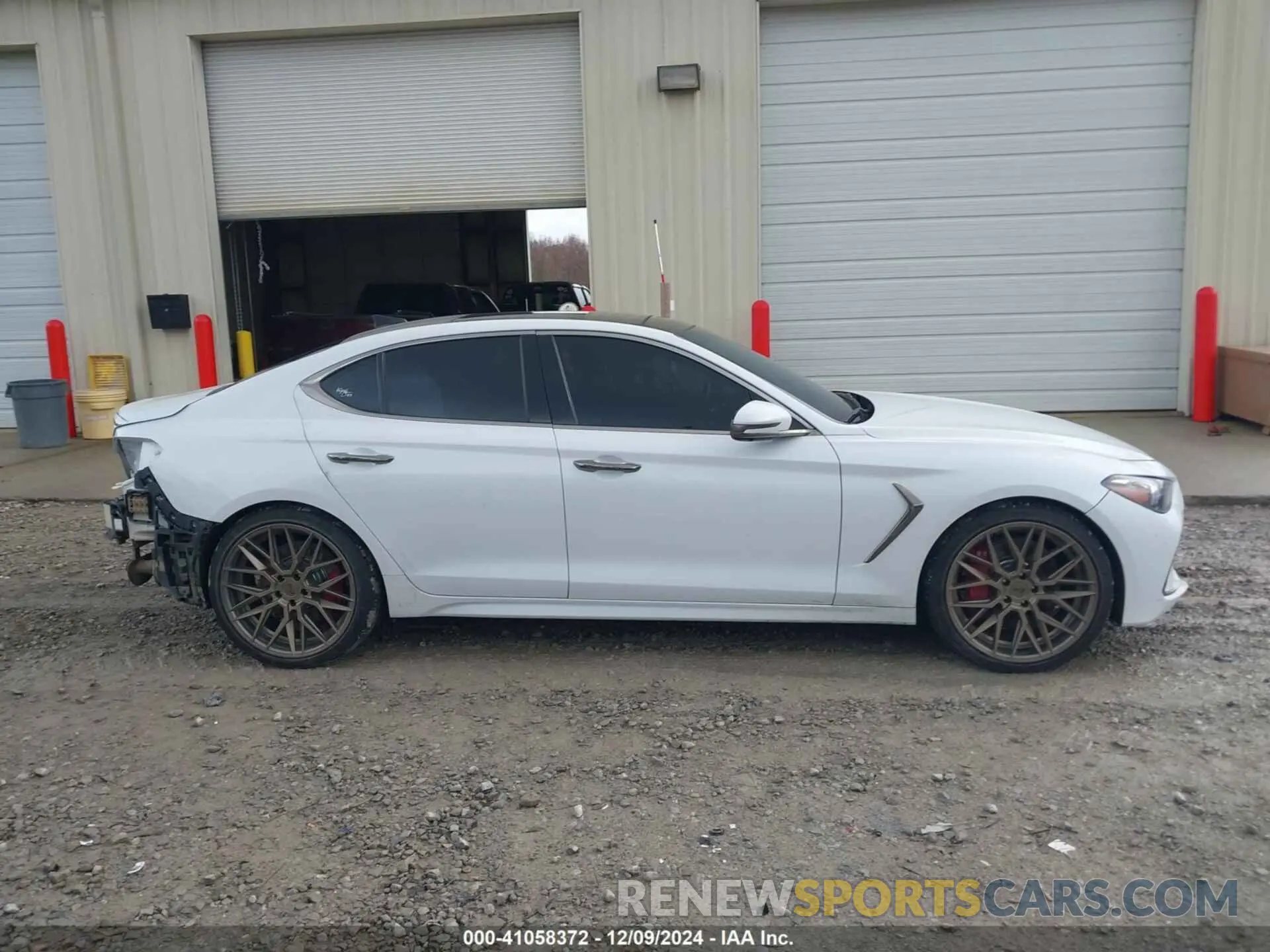 14 Photograph of a damaged car KMTG34LE9KU027098 GENESIS G70 2019