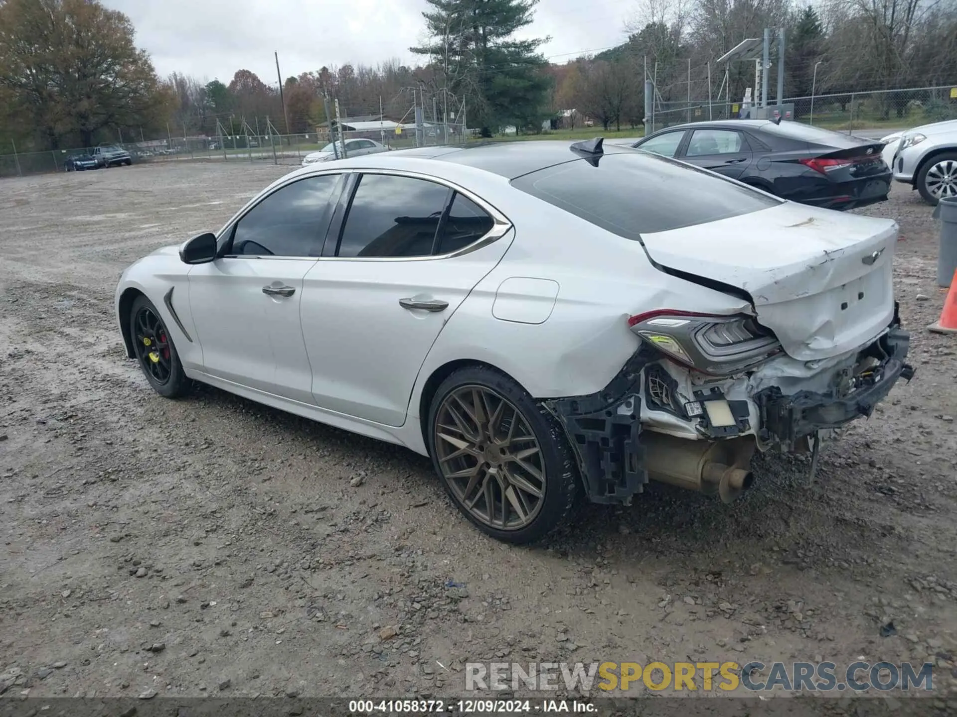 3 Photograph of a damaged car KMTG34LE9KU027098 GENESIS G70 2019