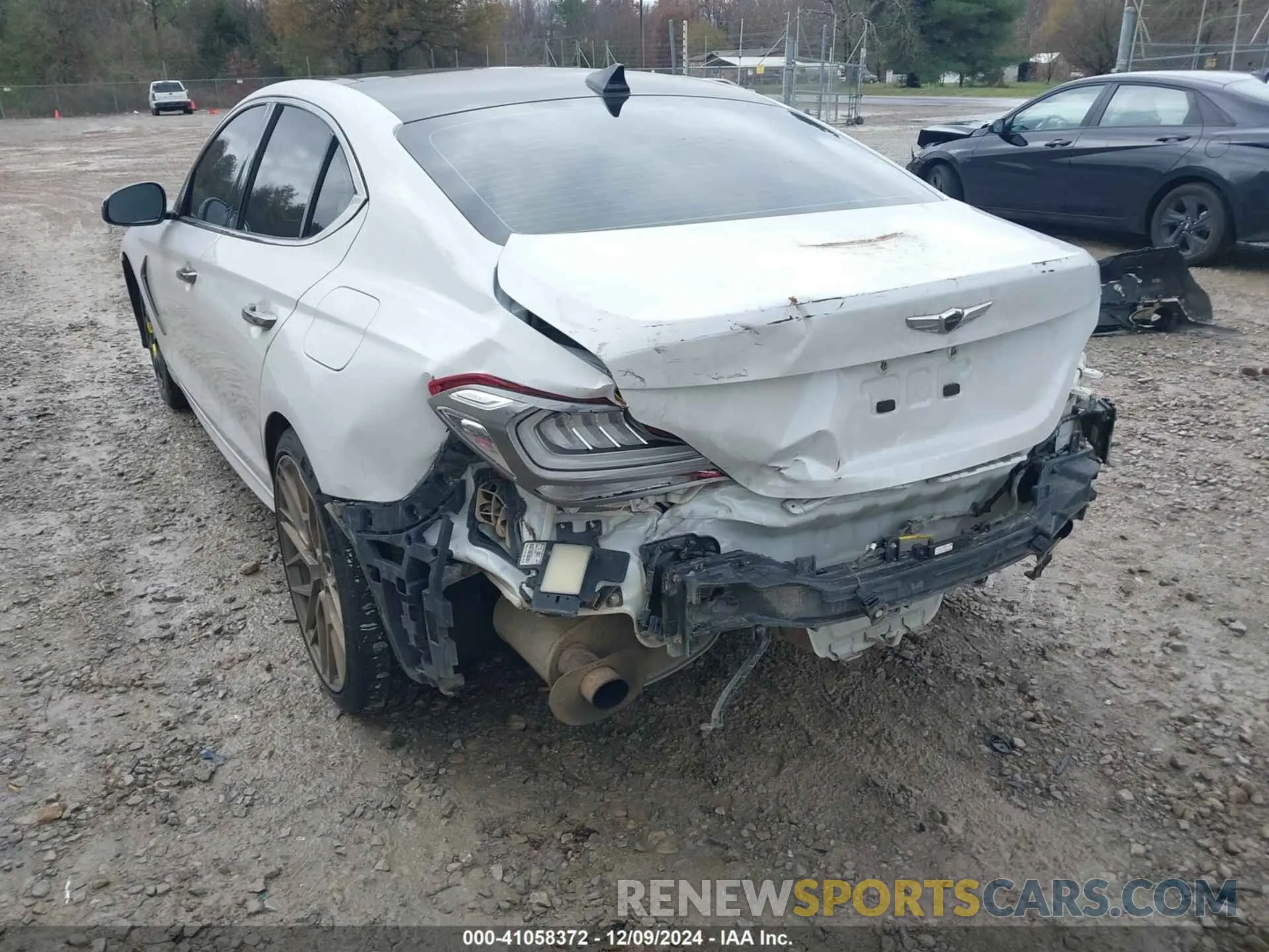 6 Photograph of a damaged car KMTG34LE9KU027098 GENESIS G70 2019