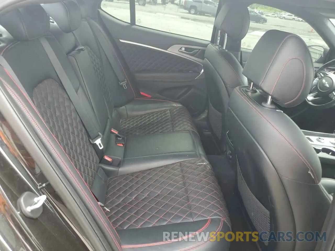 10 Photograph of a damaged car KMTG44LA0KU037450 GENESIS G70 2019