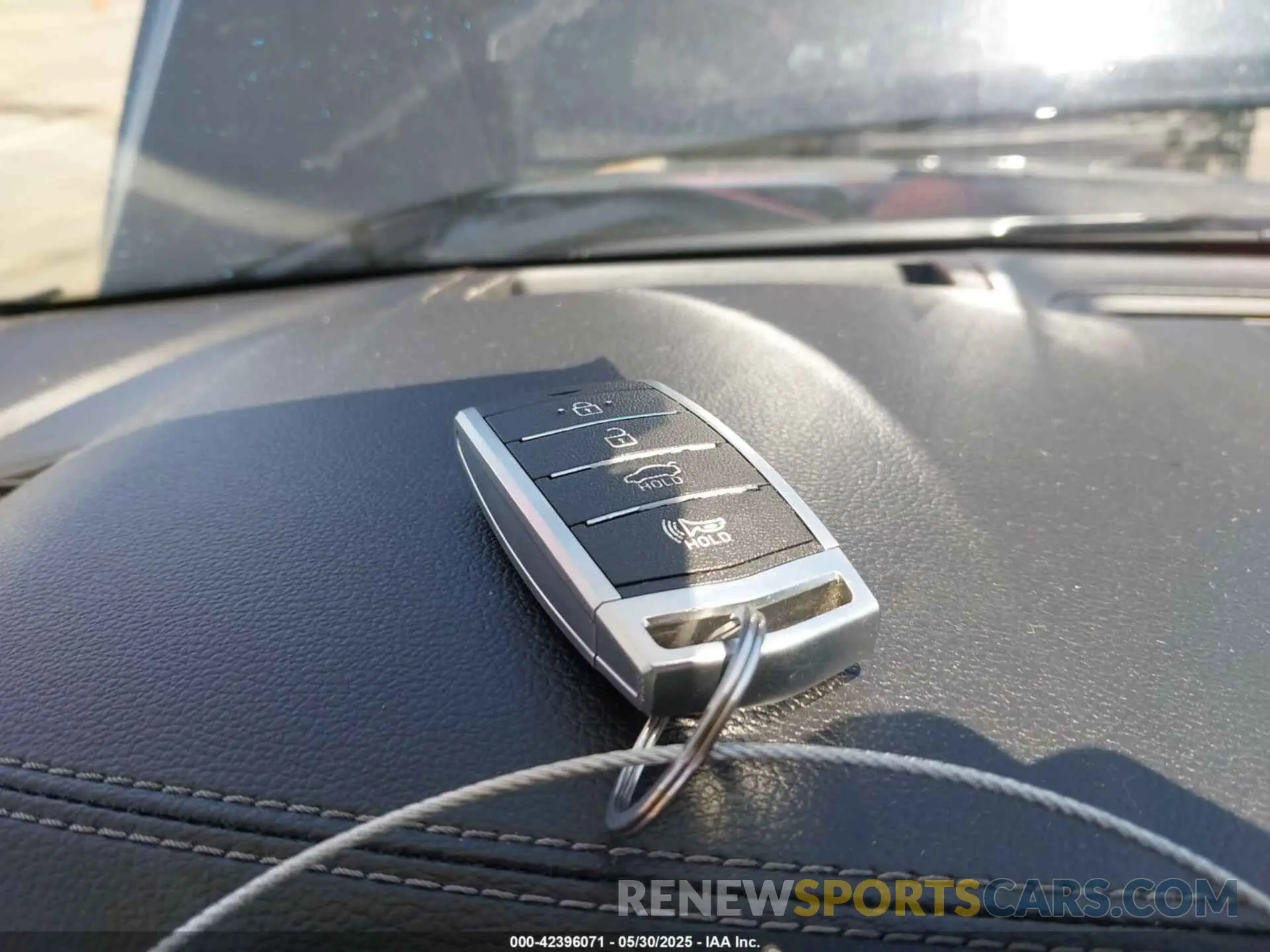 11 Photograph of a damaged car KMTG44LA1KU038168 GENESIS G70 2019