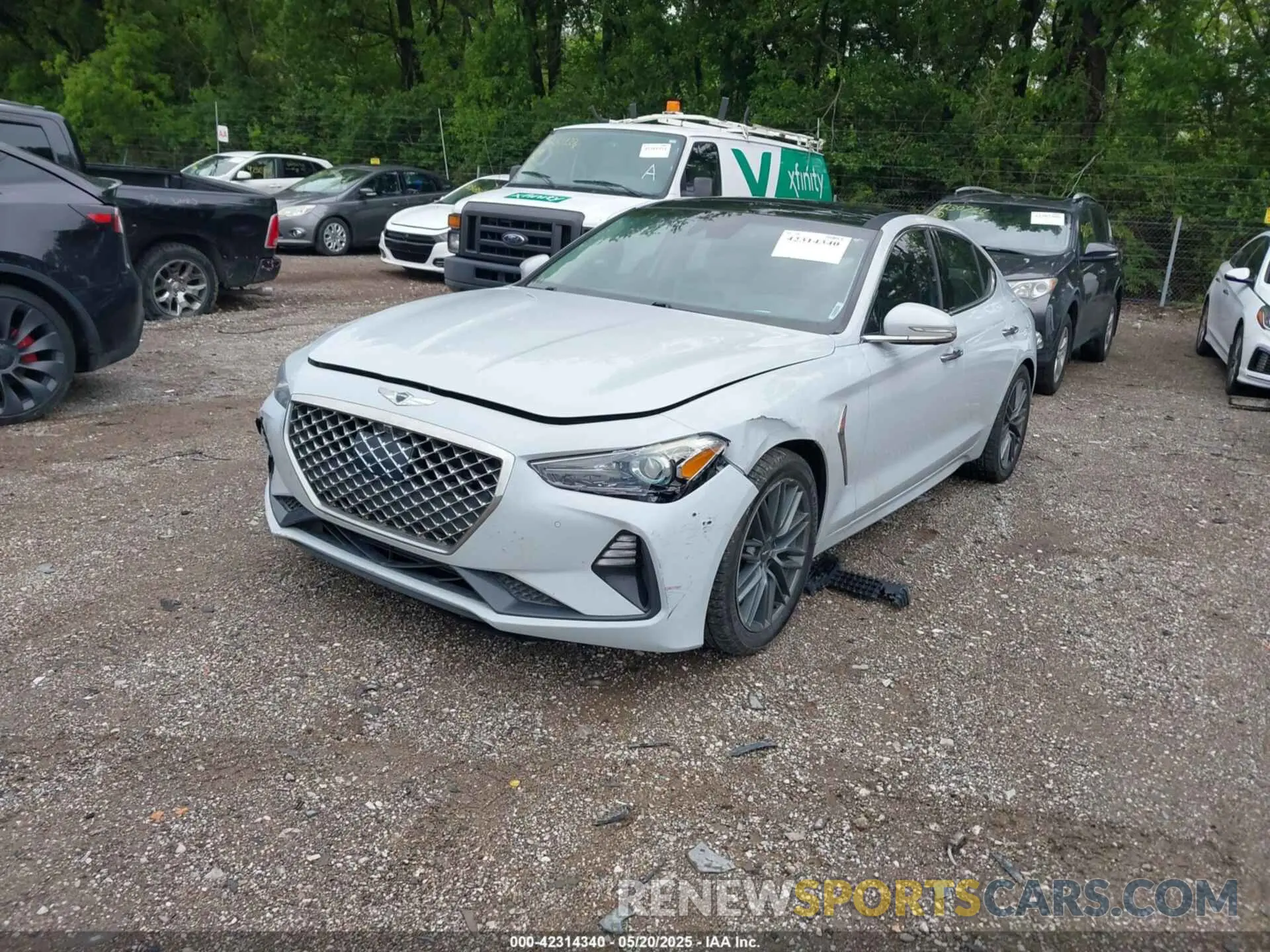 2 Photograph of a damaged car KMTG44LA4KU025432 GENESIS G70 2019