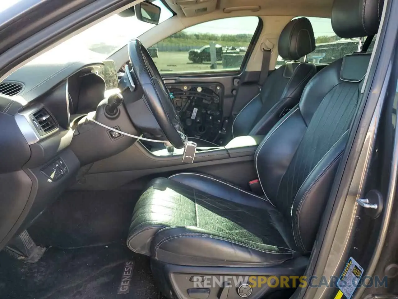 7 Photograph of a damaged car KMTG44LA5KU017839 GENESIS G70 2019