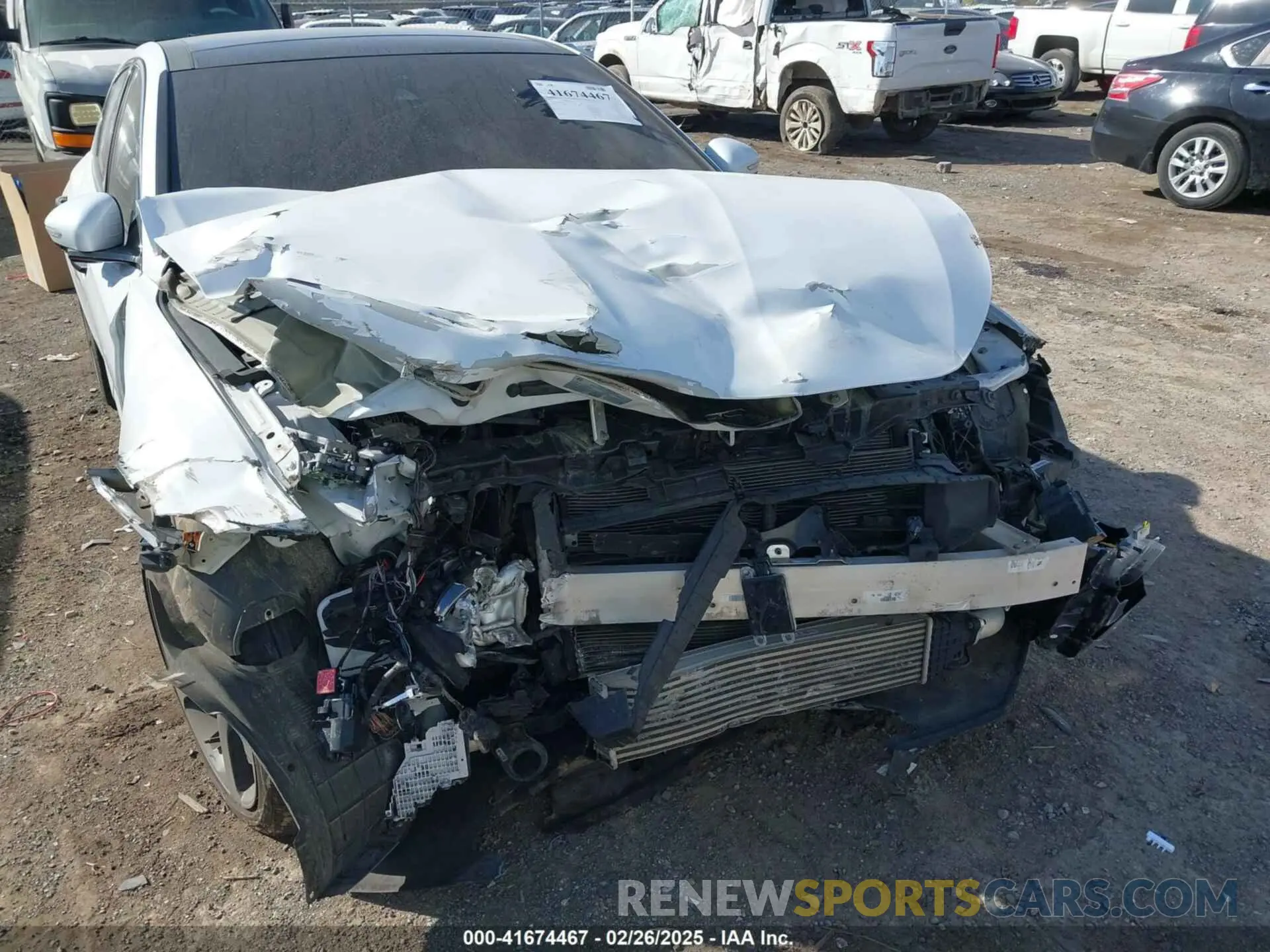 6 Photograph of a damaged car KMTG44LAXKU019182 GENESIS G70 2019