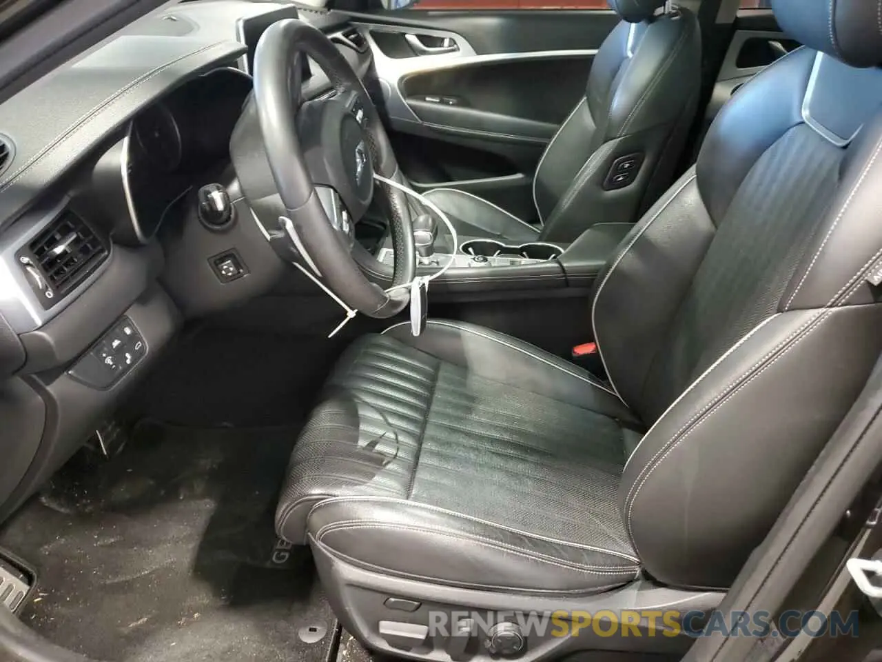 7 Photograph of a damaged car KMTG54LE3KU037703 GENESIS G70 2019