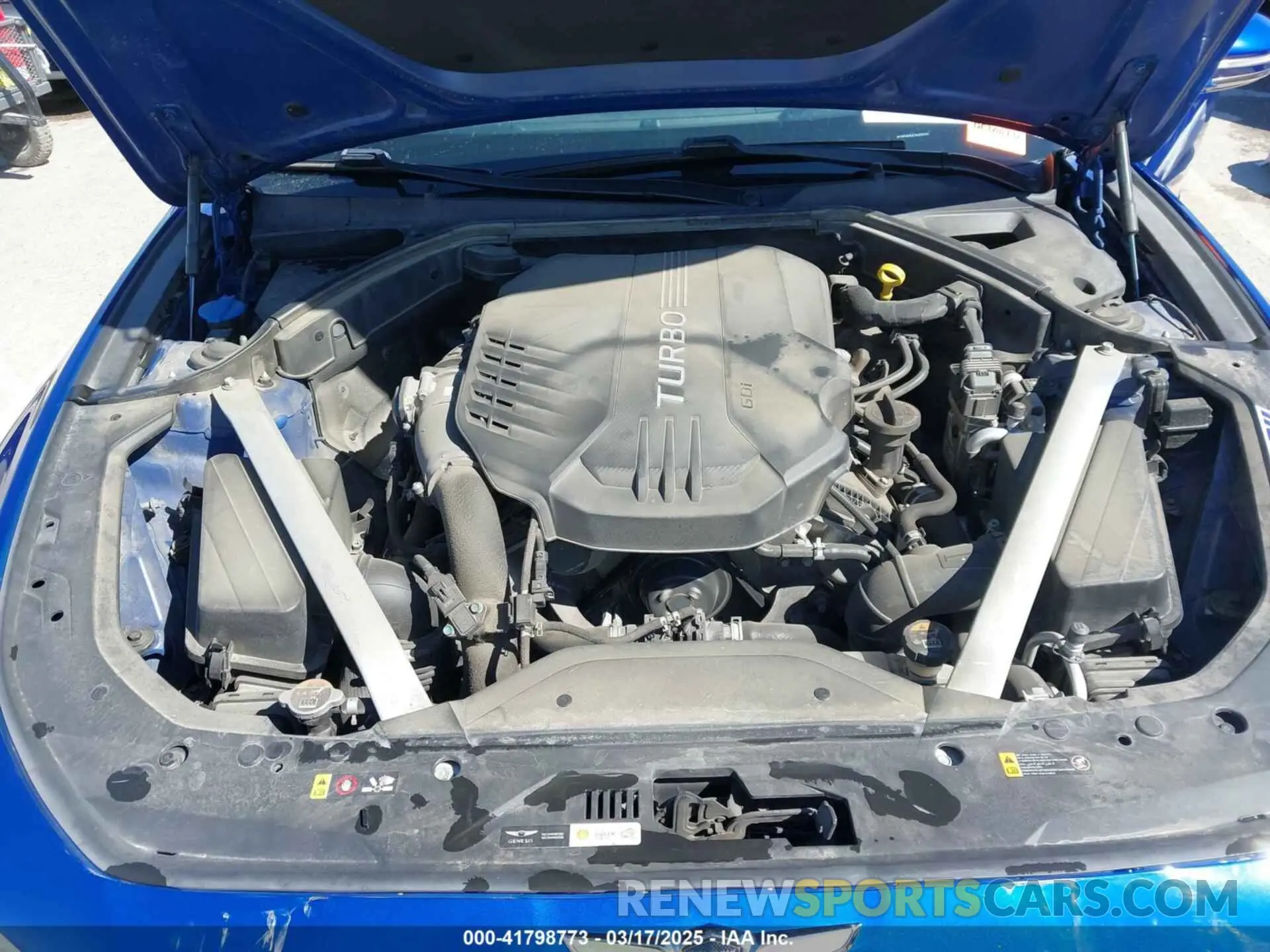 10 Photograph of a damaged car KMTG54LE7KU030592 GENESIS G70 2019