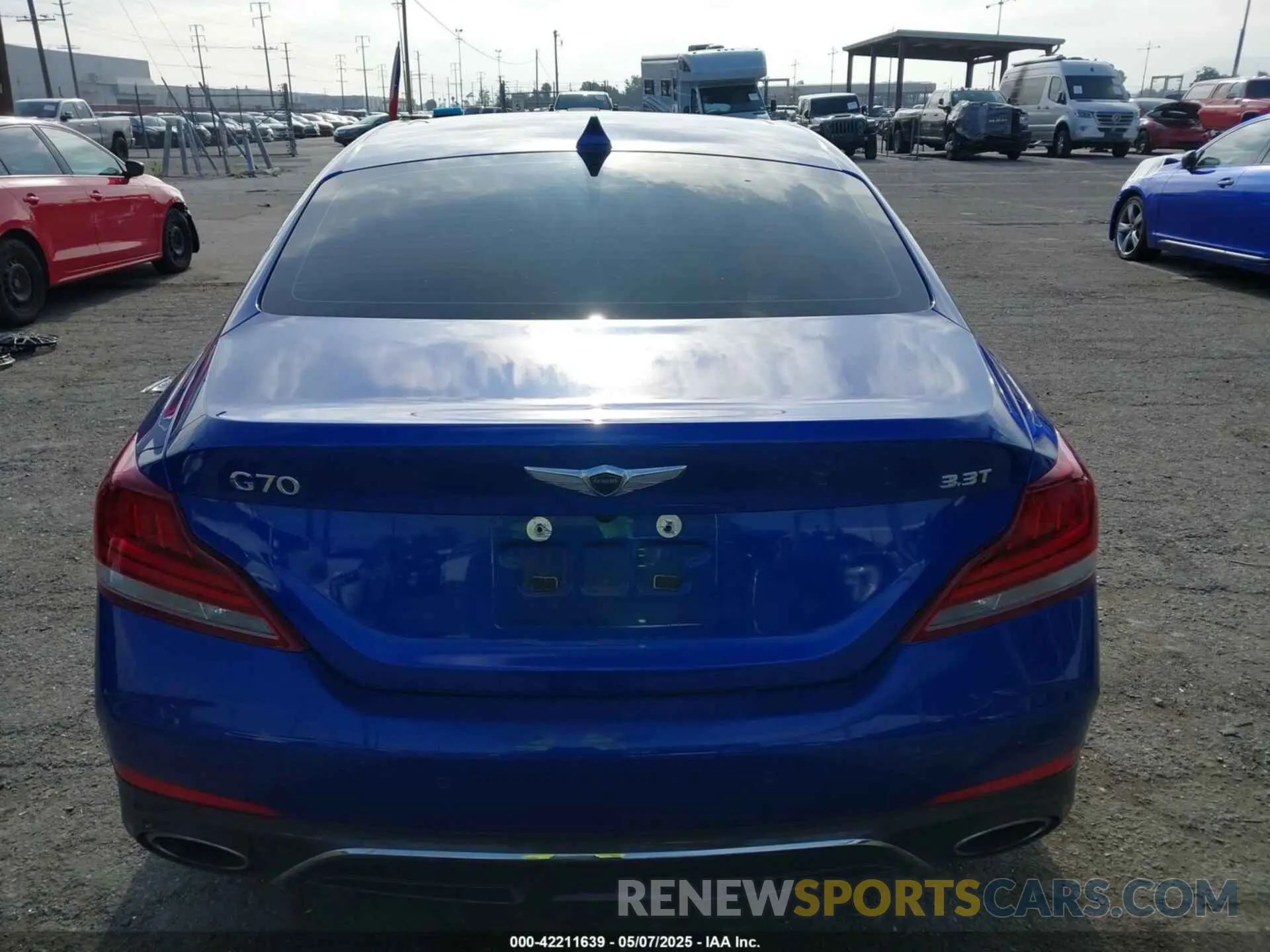 16 Photograph of a damaged car KMTG74LE4KU032620 GENESIS G70 2019