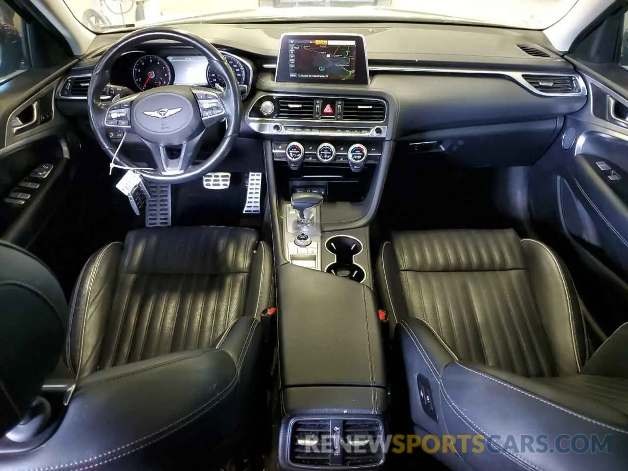 8 Photograph of a damaged car KMTG74LE6KU013986 GENESIS G70 2019