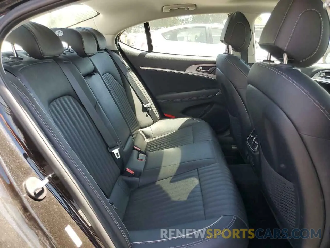 10 Photograph of a damaged car KMTG74LE7KU034474 GENESIS G70 2019