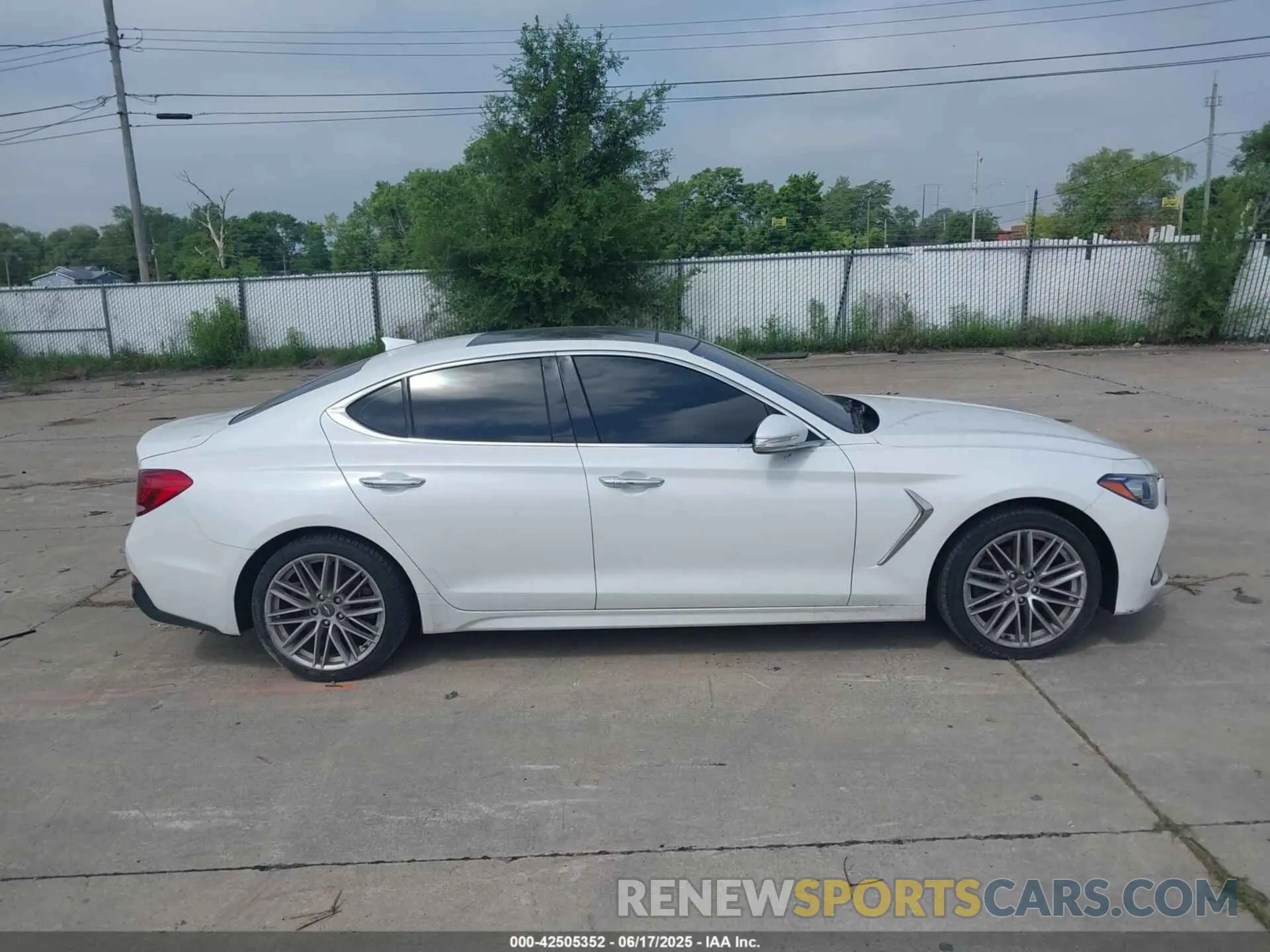13 Photograph of a damaged car KMTG24LA5LU057278 GENESIS G70 2020