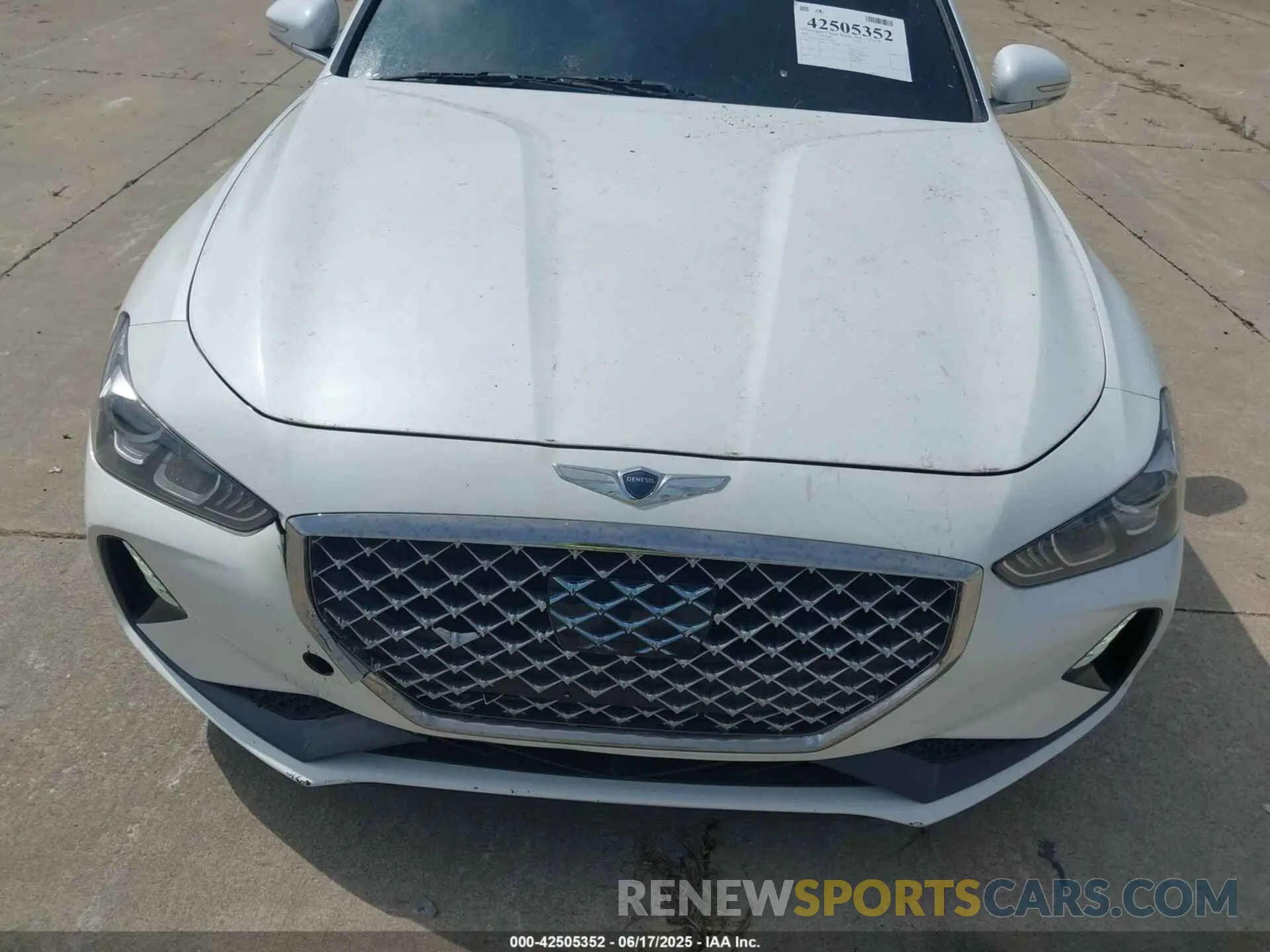 6 Photograph of a damaged car KMTG24LA5LU057278 GENESIS G70 2020