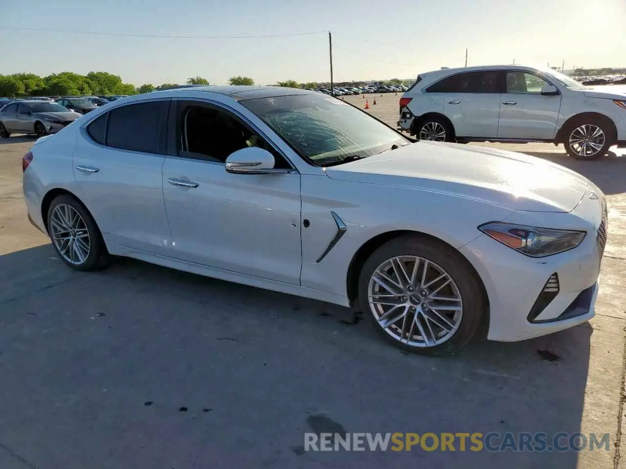4 Photograph of a damaged car KMTG34LA1LU063284 GENESIS G70 2020