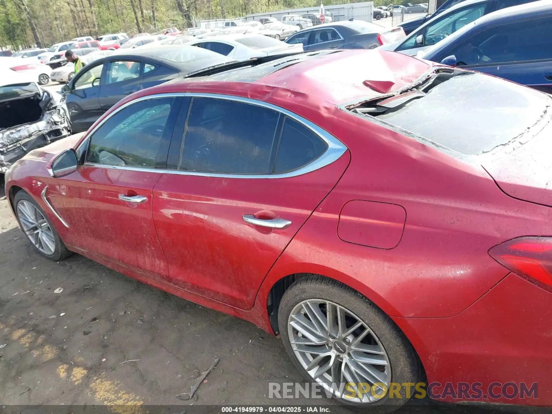 14 Photograph of a damaged car KMTG34LAXLU062859 GENESIS G70 2020