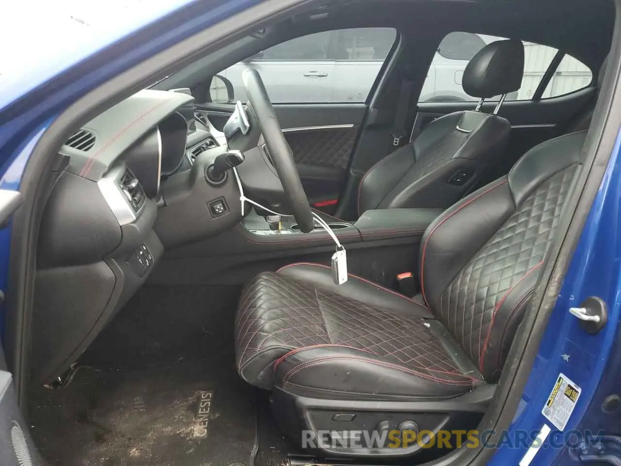 7 Photograph of a damaged car KMTG34LE3LU047042 GENESIS G70 2020