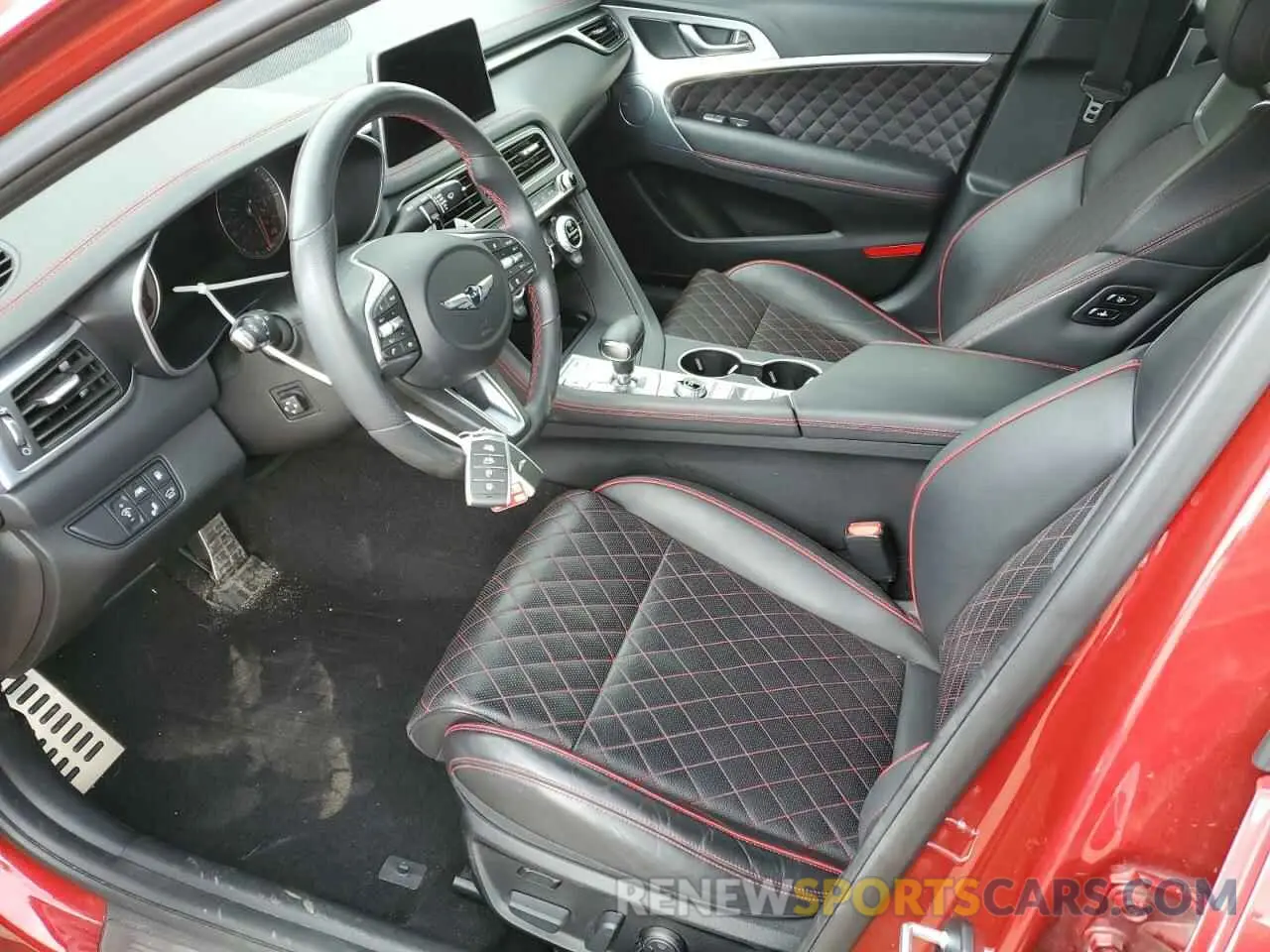 7 Photograph of a damaged car KMTG34LE6LU064126 GENESIS G70 2020