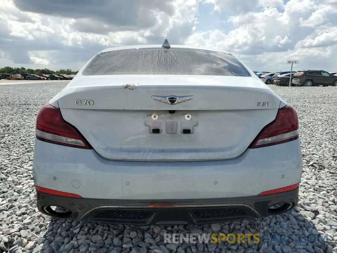 6 Photograph of a damaged car KMTG34LE7LU049070 GENESIS G70 2020