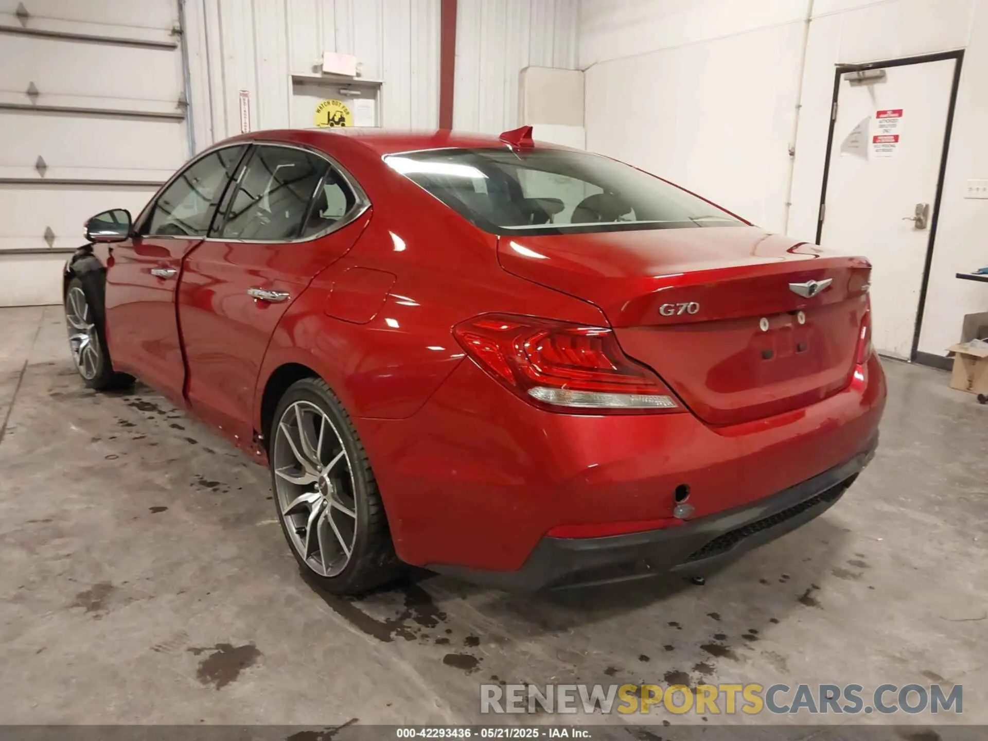 3 Photograph of a damaged car KMTG44LA3LU059816 GENESIS G70 2020