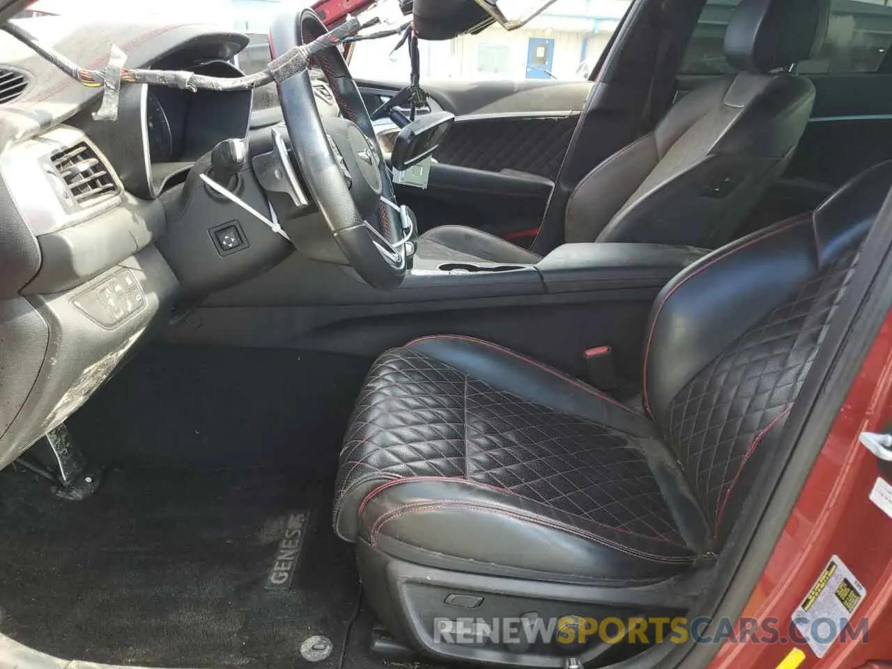 7 Photograph of a damaged car KMTG44LA8LU045233 GENESIS G70 2020